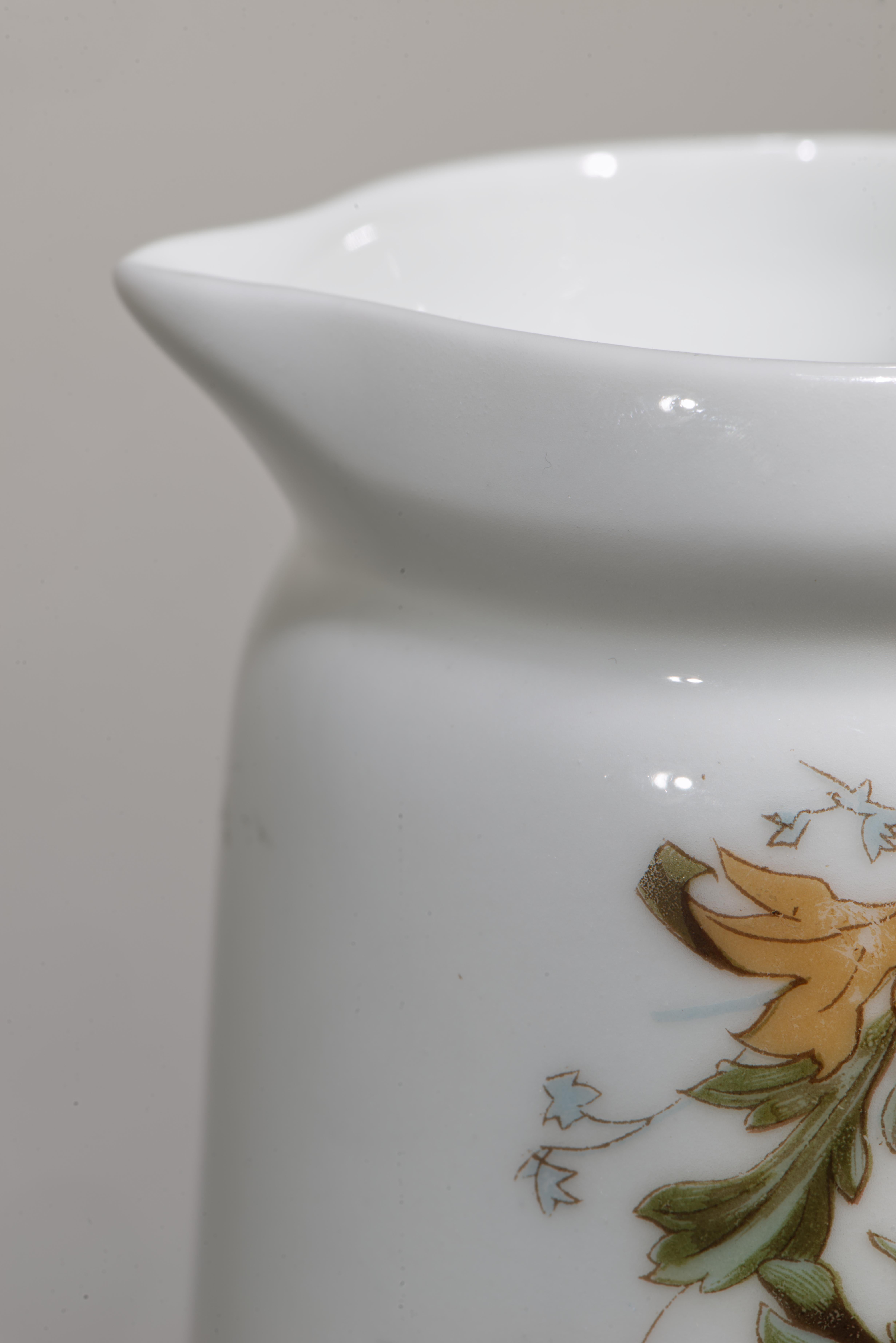 Pichet à sucre et à crème ou à sirop en porcelaine de Limoges Haviland, Old Blackberry 1889 en vente 1