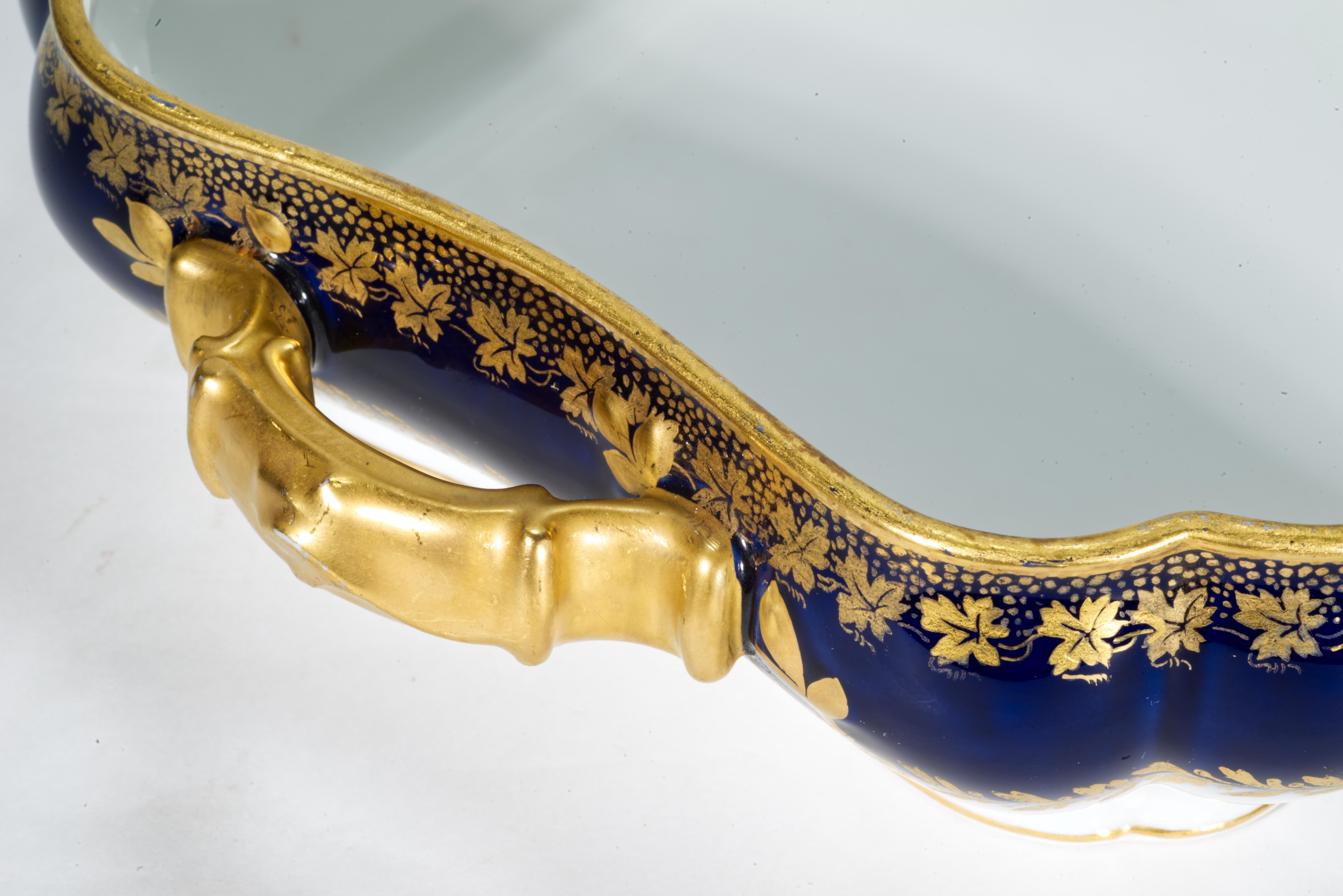Ciotola Haviland Limoges con manici, blu cobalto e oro, 1887 in vendita 1