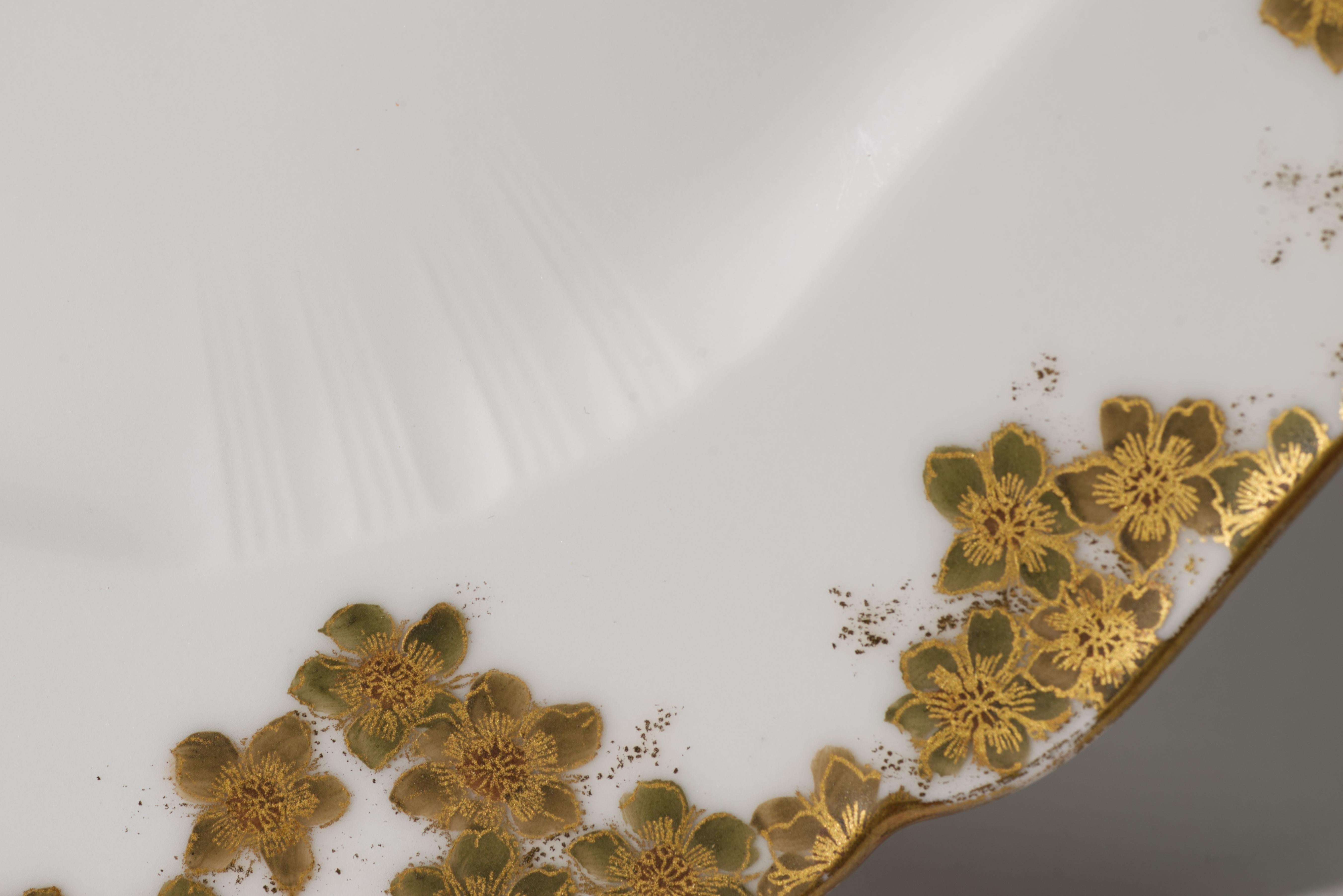 Haviland Limoges Juego de 6 Platos de Porcelana con Decoración Floral Dorada y Verde Musgo Oro en venta
