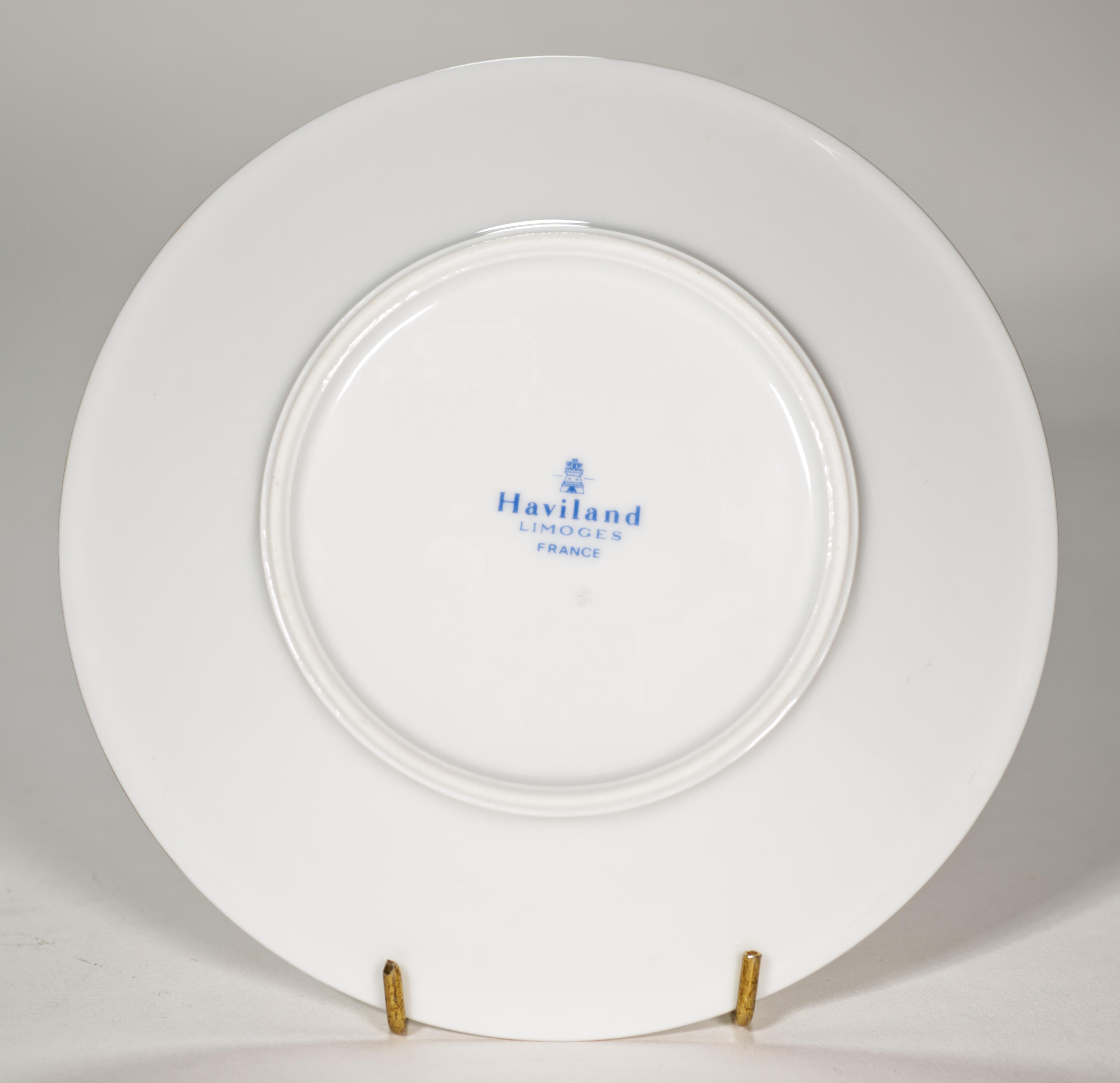 Haviland Limoges Vieux Paris Green Set of Cup and Saucer In Good Condition For Sale In Clifton Springs, NY