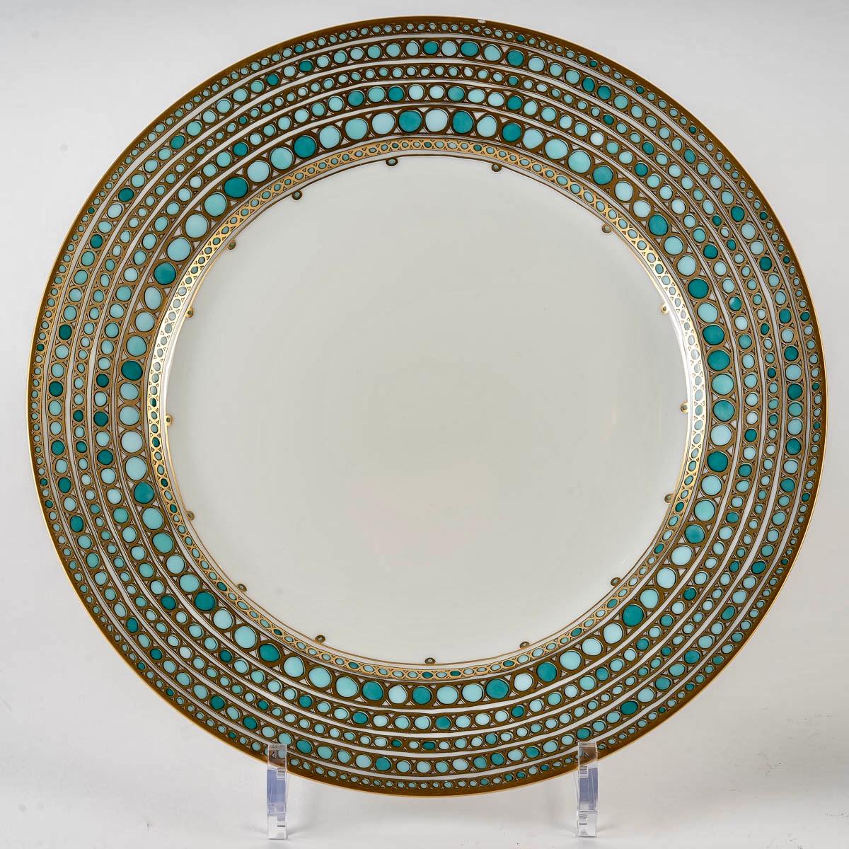 Haviland, Tableware Set Syracuse Enameled Limoges Porcelain, 60 Pieces In Excellent Condition In Boulogne Billancourt, FR