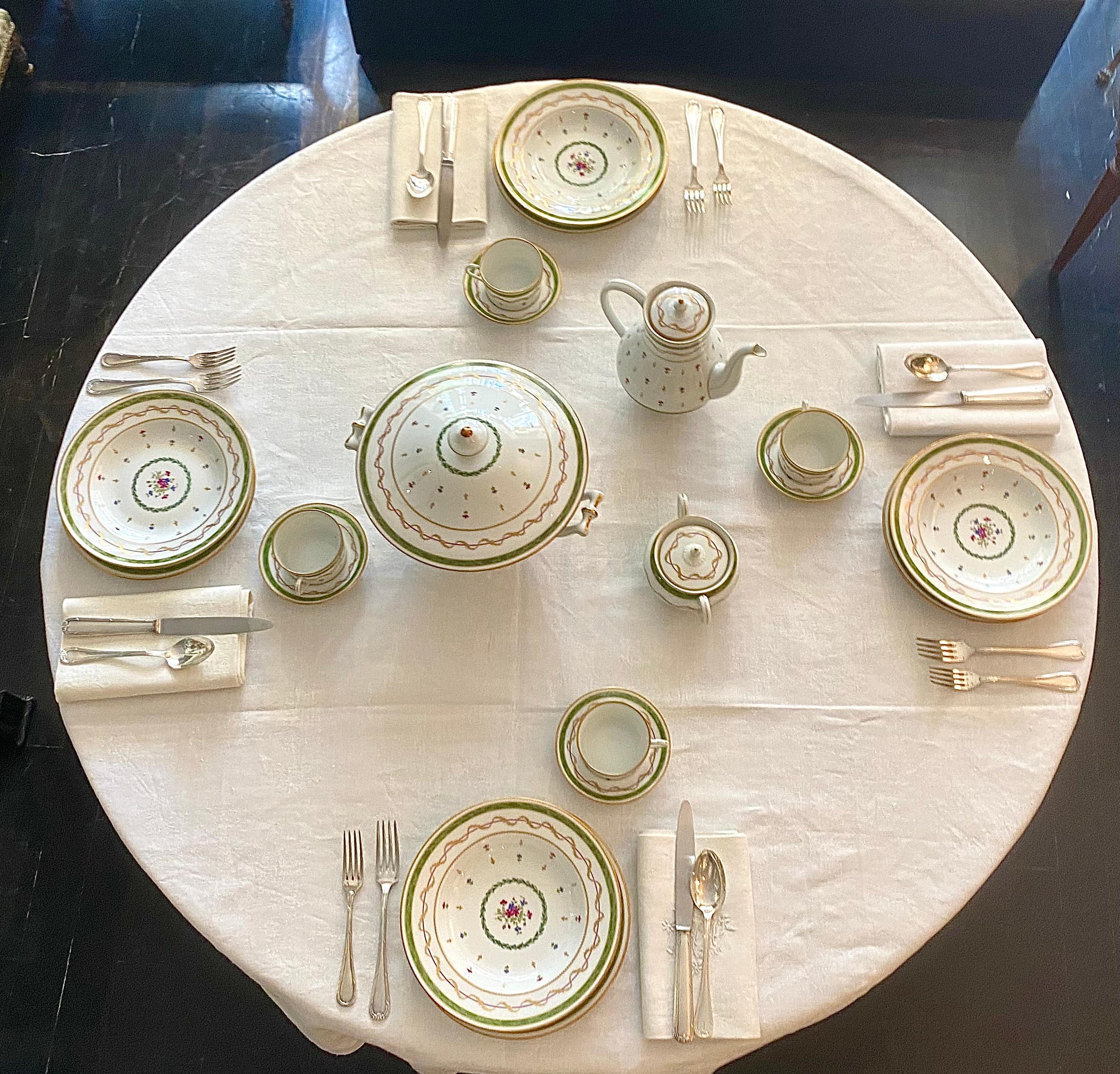 Service de table 76 pièces en porcelaine de Limoges Haviland Vieux Paris en vente 3