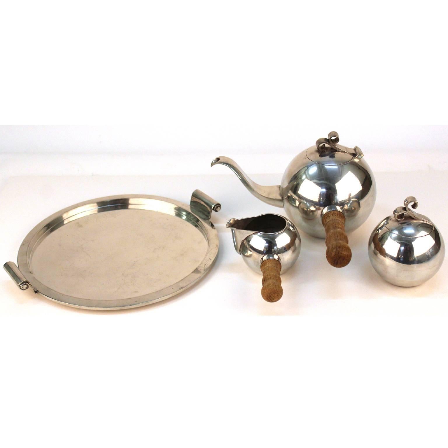 Havstad Norwegian Art Deco Pewter Tea Set on Serving Plate In Good Condition For Sale In New York, NY