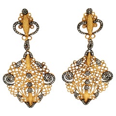 Hawa, boucles d'oreilles en or jaune 18 carats et diamants noirs par JS Noor