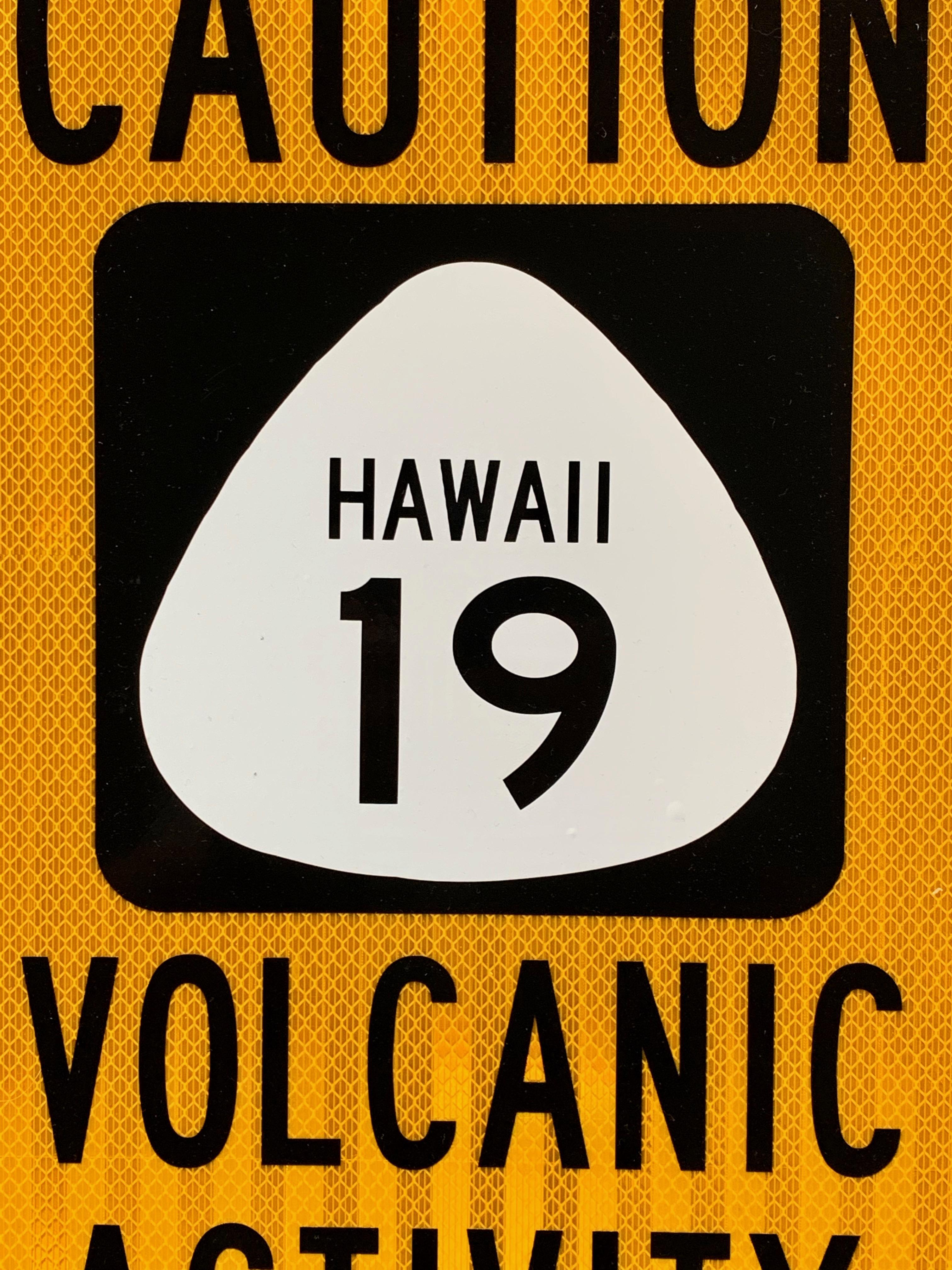 Authentic road sign from Hawaii Route 19. Part of the Mamalahoa Highway on the big island of Hawaii. New old stock, never used. Cool piece of Hawaiiana.
