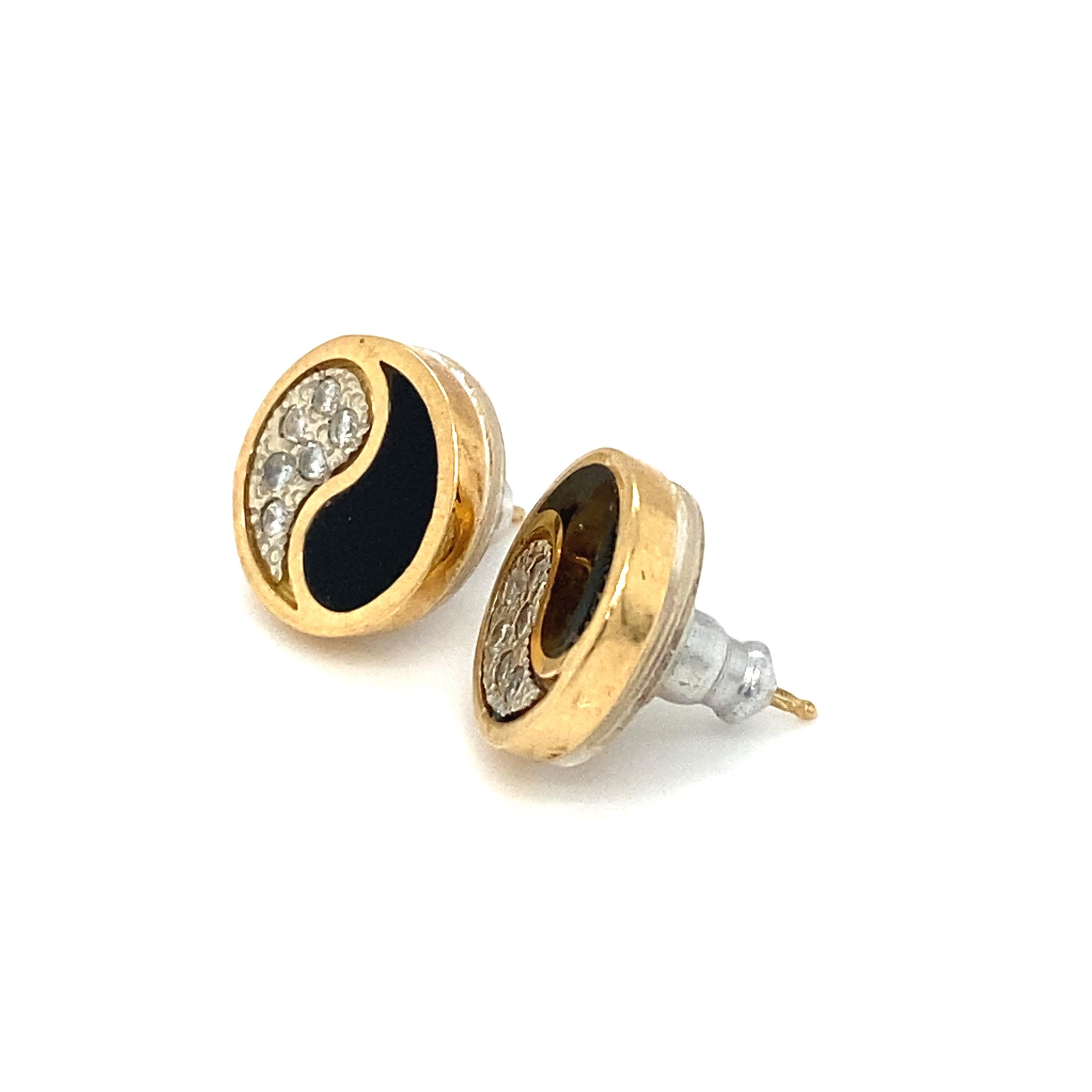 Women's or Men's Hawaiian Black Coral and Diamond Yin-Yang Stud Earrings in 14 Karat Yellow Gold For Sale