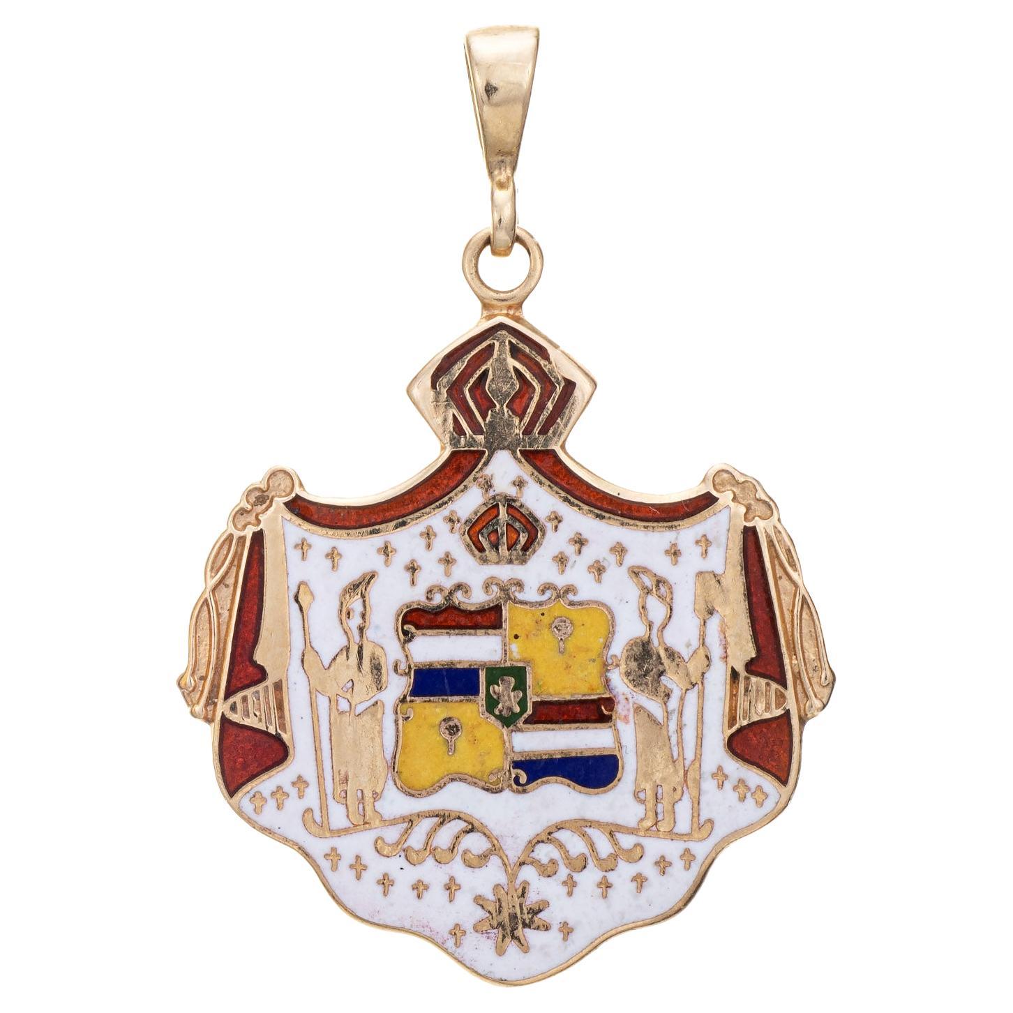 Hawaiian Coat of Arms Pendant Enamel Vintage 14k Yellow Gold Fob Charm Jewelry For Sale