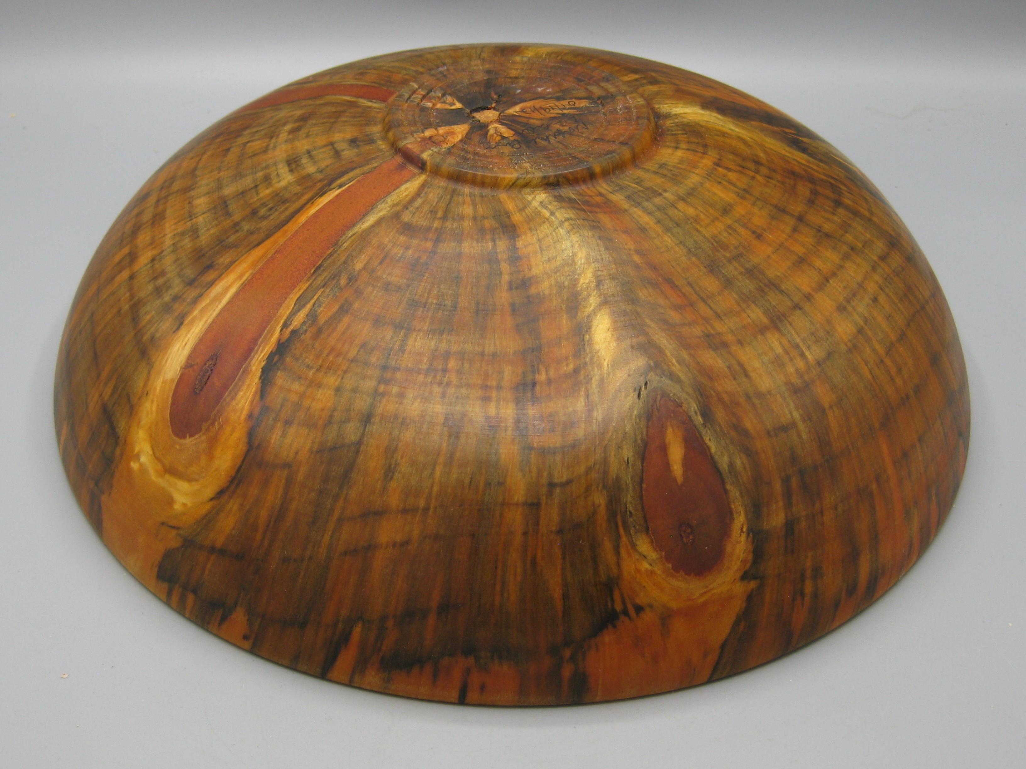Hawaiian Hawaii Norfolk Pine Turned Wood Centerpiece Fruit Bowl Signed! 11 1/4