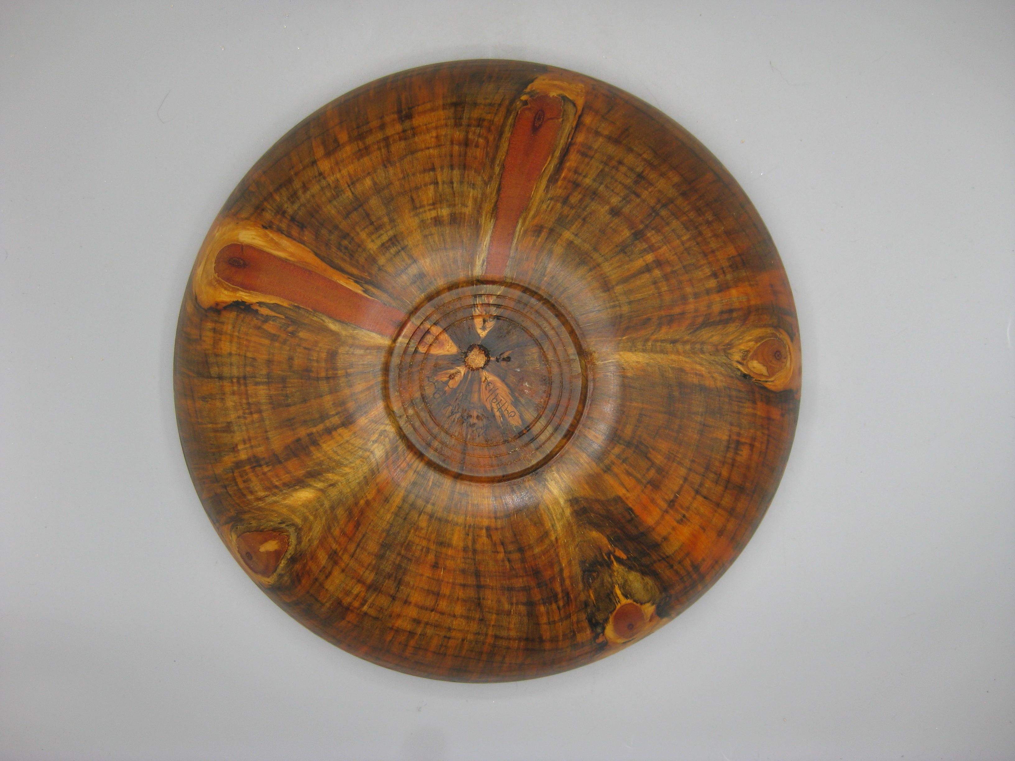 Hawaiian Hawaii Norfolk Pine Turned Wood Centerpiece Fruit Bowl Signed! 11 1/4