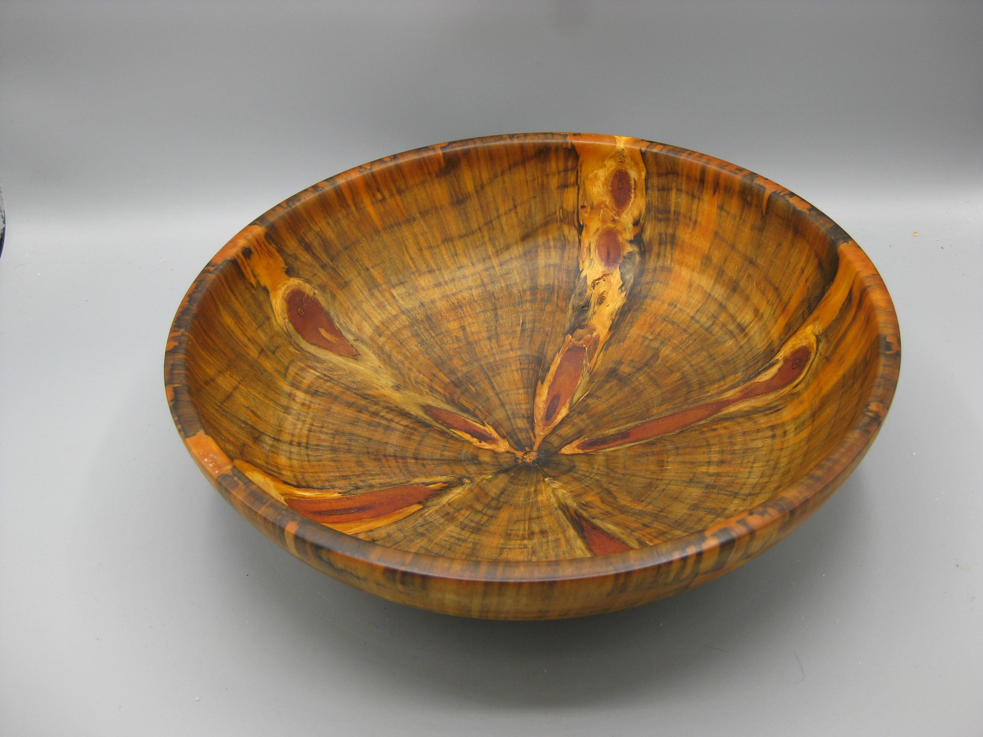 American Hawaiian Hawaii Norfolk Pine Turned Wood Centerpiece Fruit Bowl Signed! 11 1/4