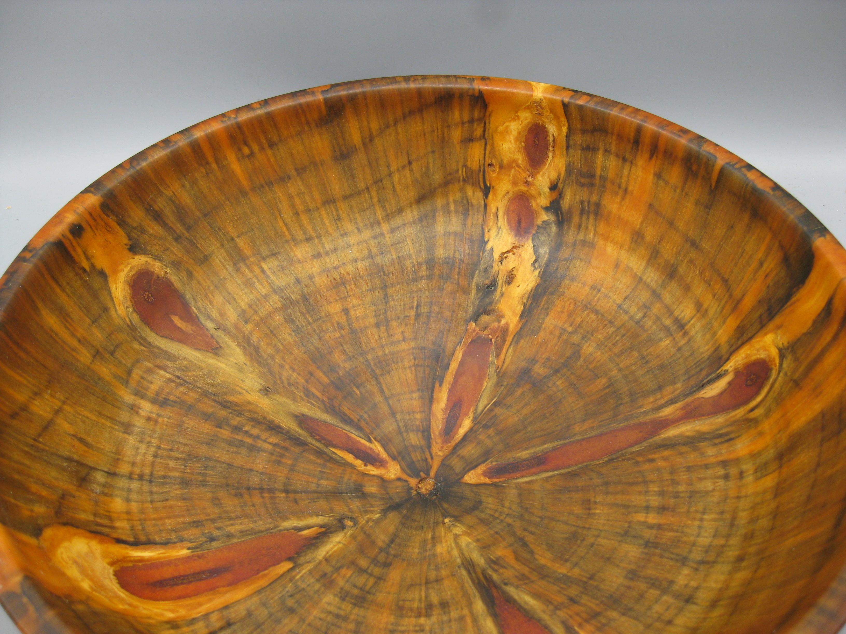 Hawaiian Hawaii Norfolk Pine Turned Wood Centerpiece Fruit Bowl Signed! 11 1/4