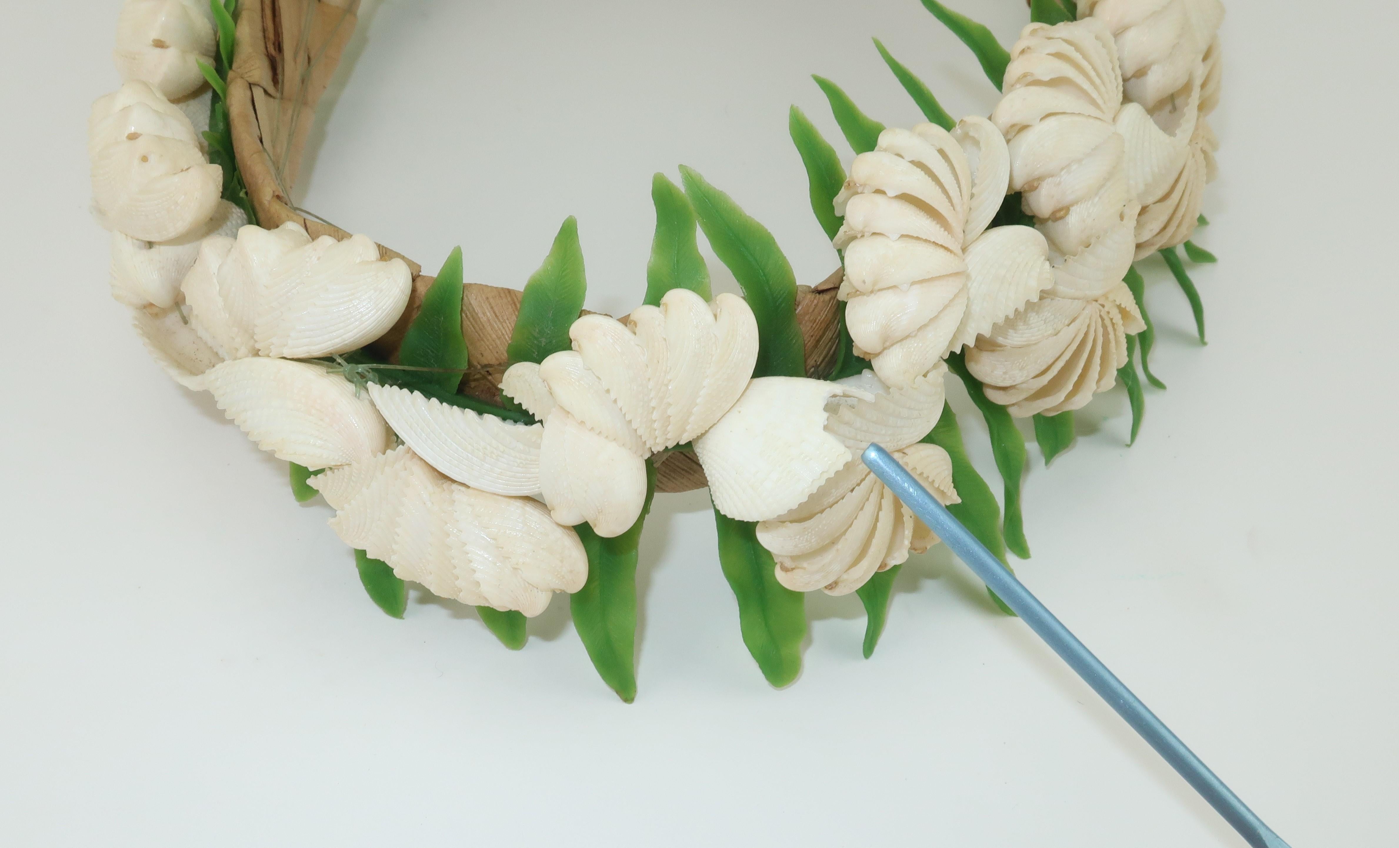 Hawaiian Shell Wedding Crown Headdress Tiara, 1960's For Sale 5