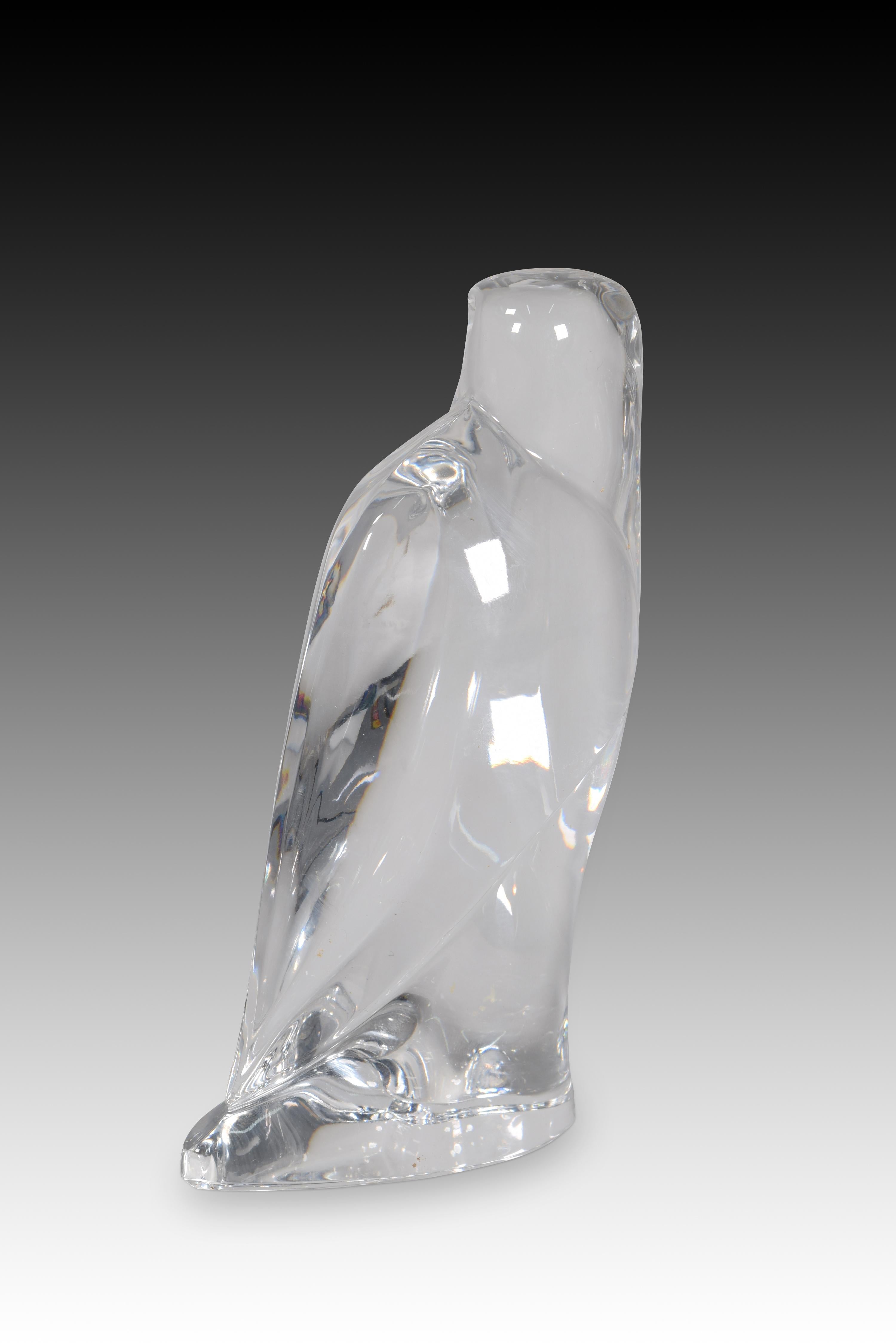 Hawk or falcon figurine. Glass. Natchmann, Germany, 20th century.  In Good Condition For Sale In Madrid, ES