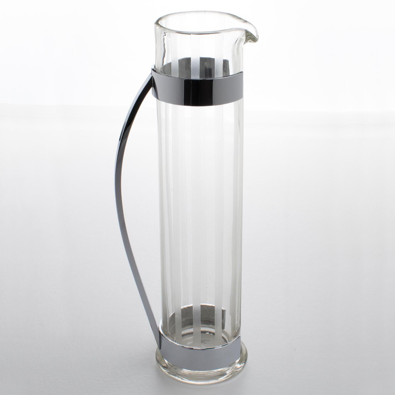 Hawkes Art Deco Handgeblasenes Glas-Bargeschirr mit Wolkenkratzer-Cocktail- Martiniglas-Misch (amerikanisch) im Angebot