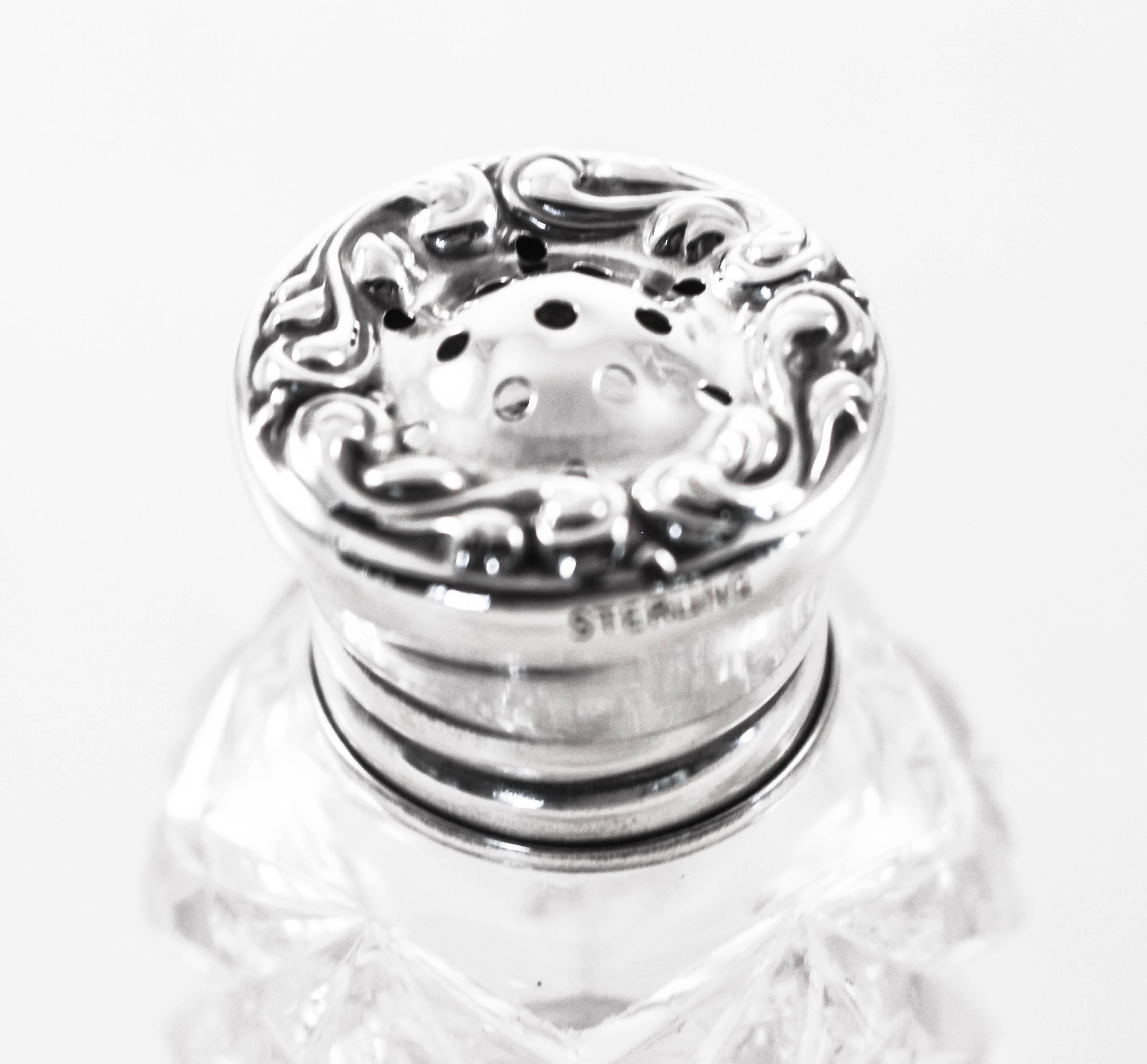 Hawkes Crystal and Sterling Shakers In Excellent Condition In Brooklyn, NY