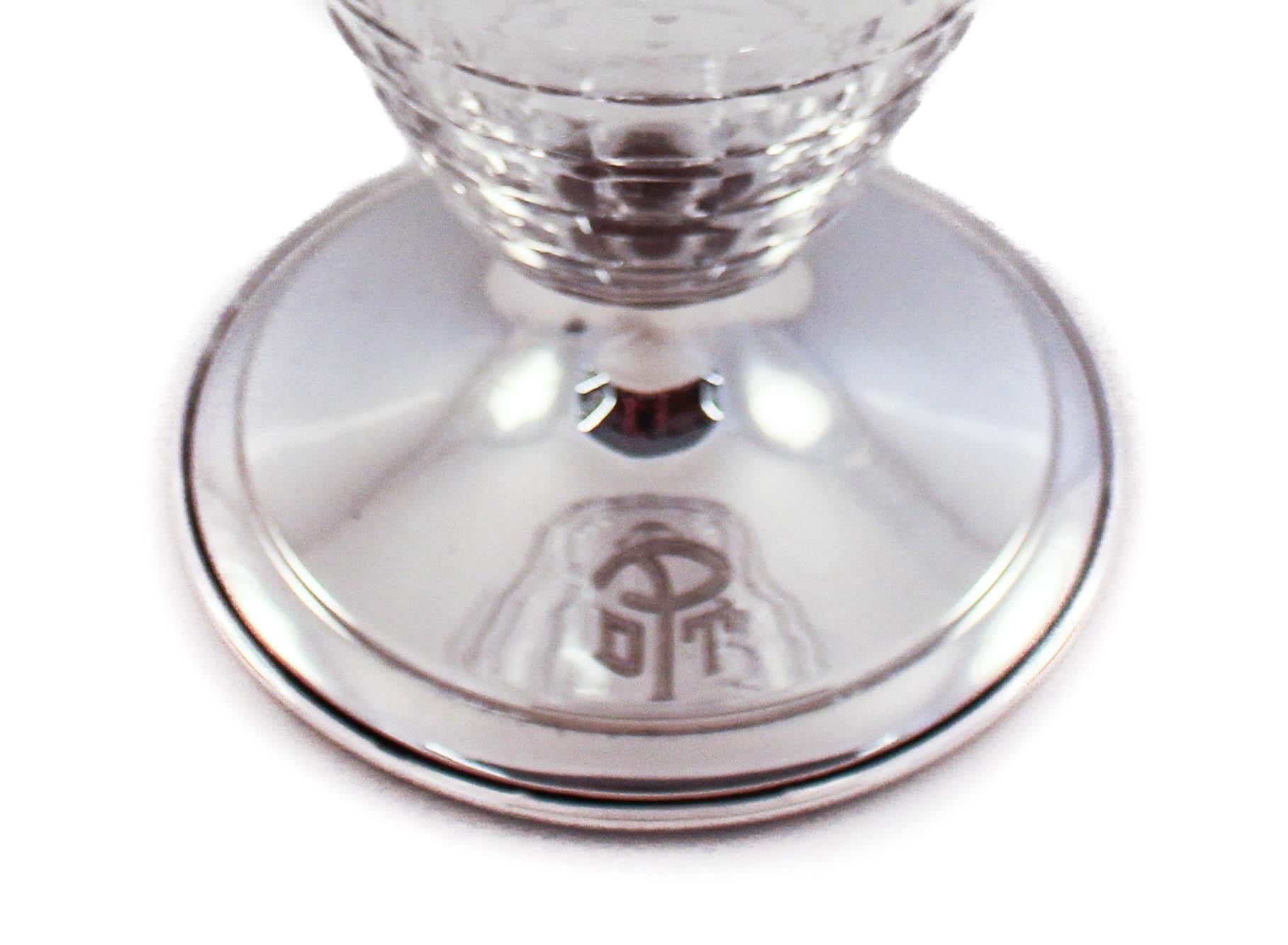 Americano Vaso Hawkes in cristallo e sterlina in vendita