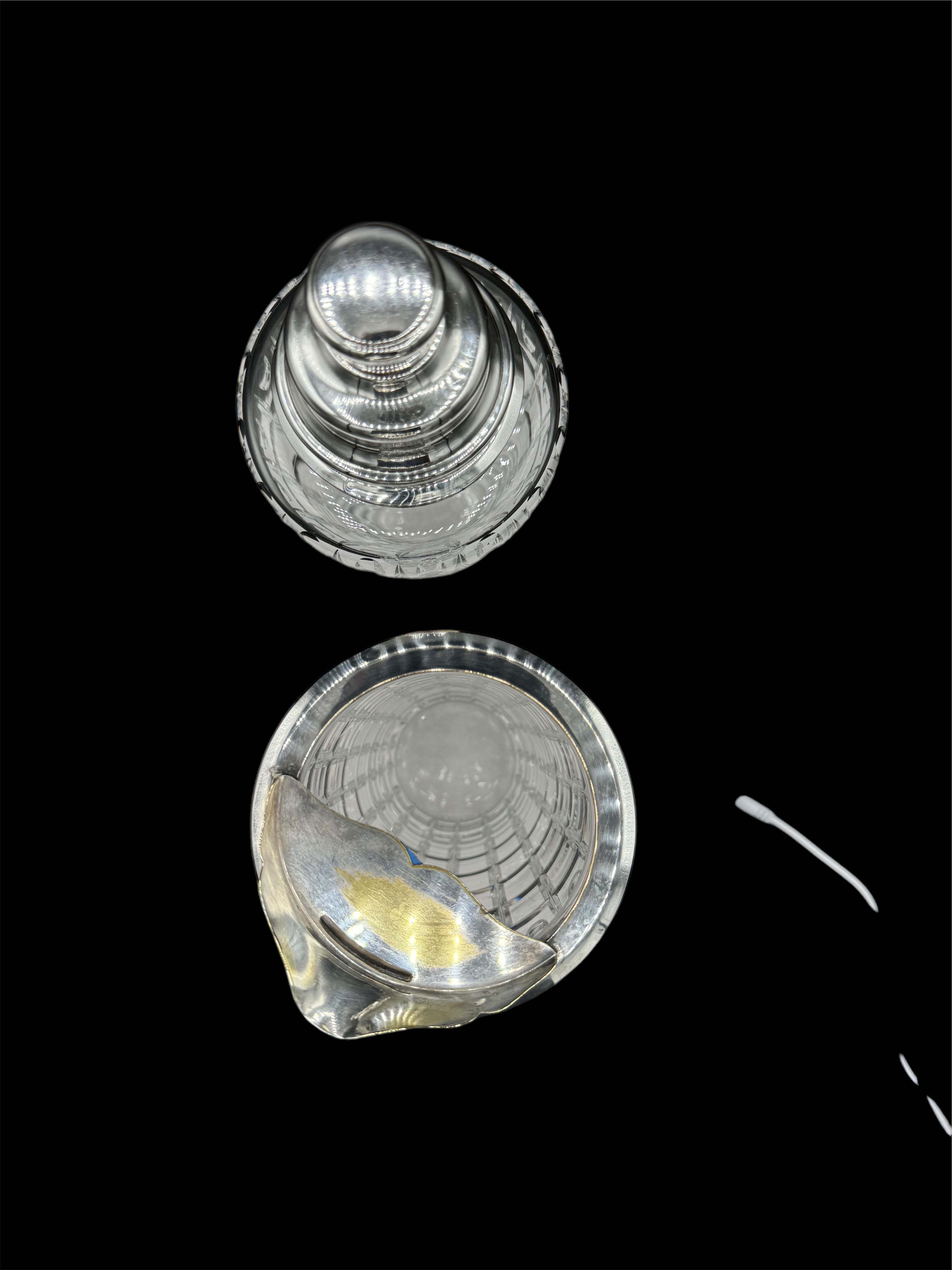 Coctelera y jarra de cristal tallado Hawkes en venta 2