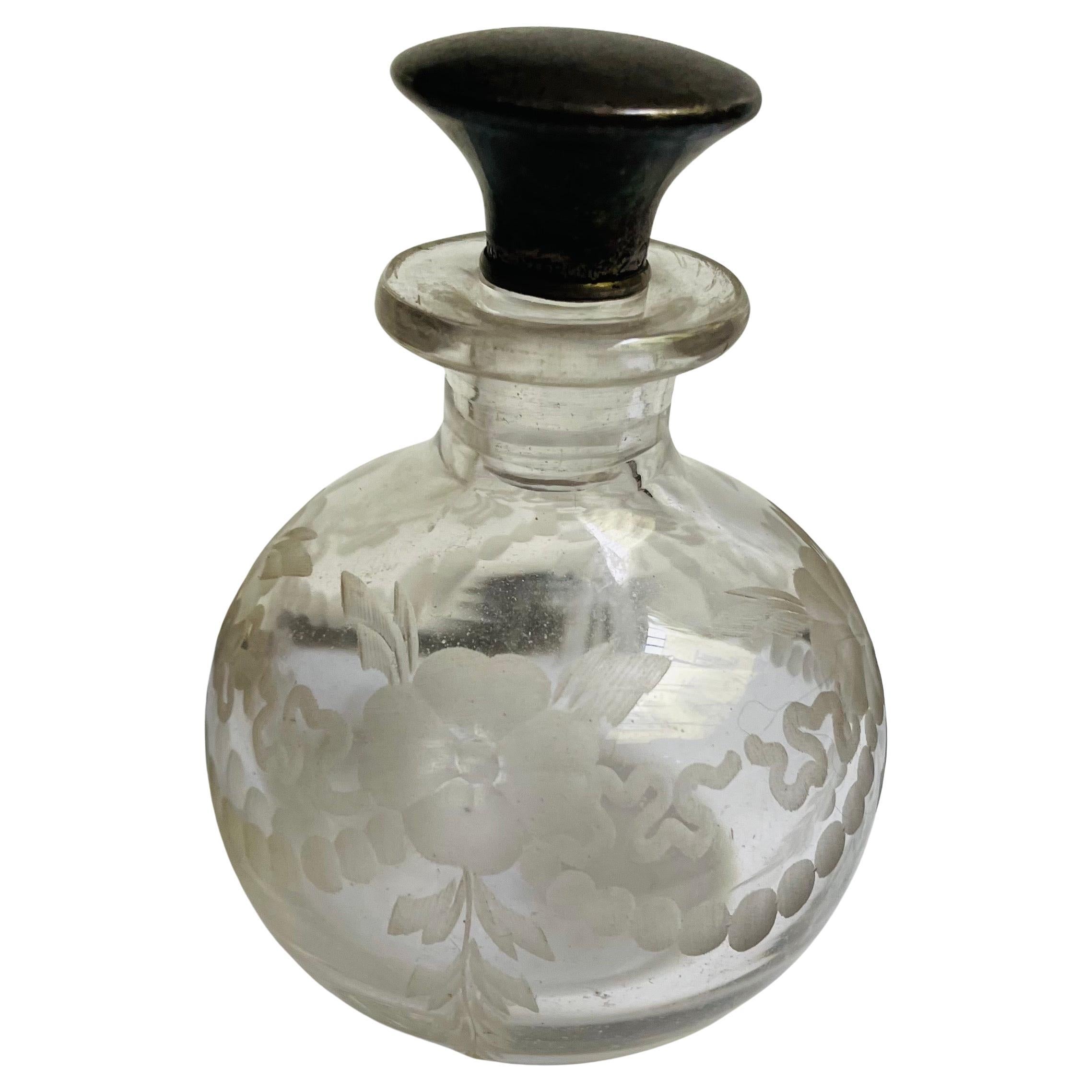 Hawkes Cut Glass Etched Crystal Sterling Silver Stopper Vanity Perfume Bottle For Sale