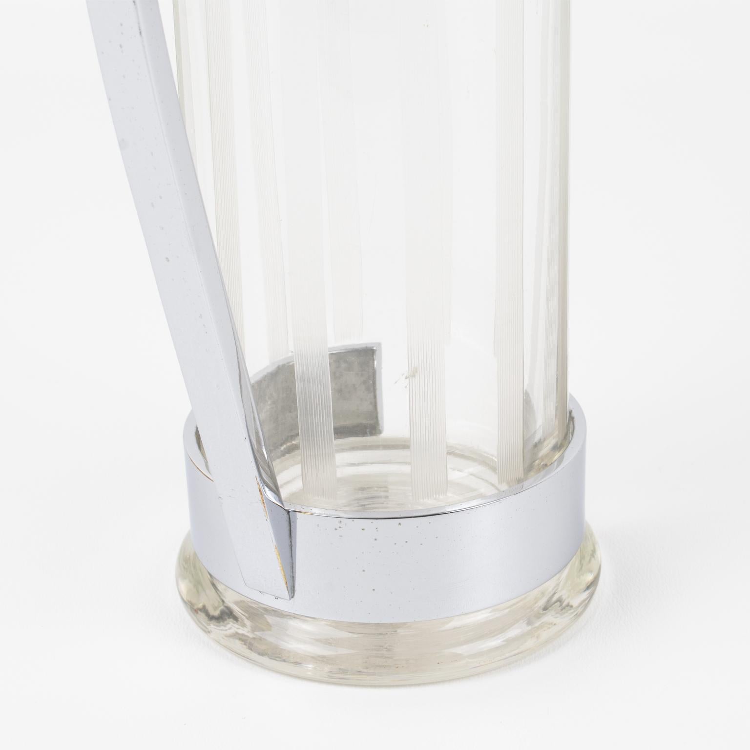 Jarra de cóctel Hawkes Glass and Chrome Barware Skyscraper, circa 1940 en venta 3