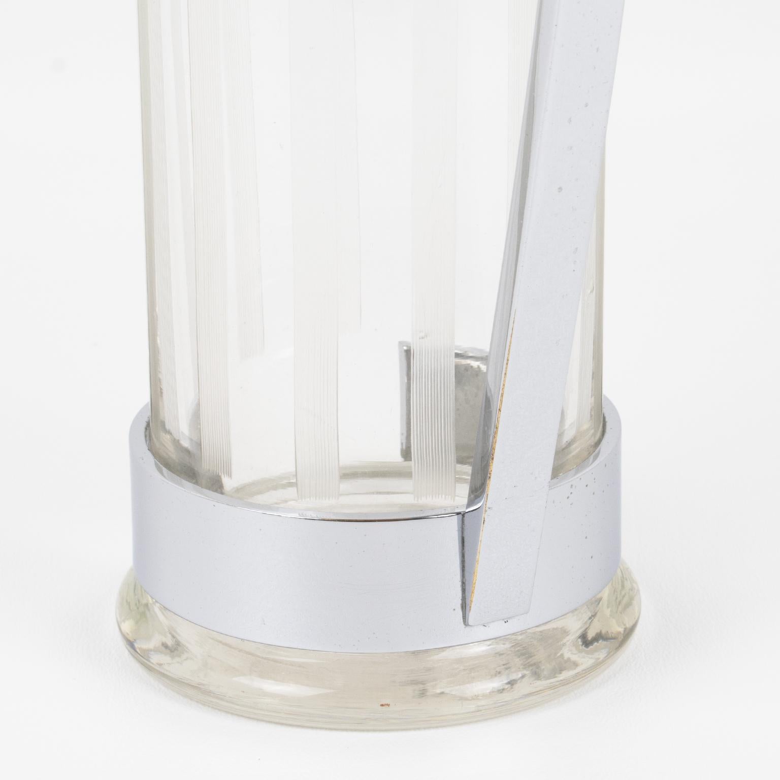 Jarra de cóctel Hawkes Glass and Chrome Barware Skyscraper, circa 1940 en venta 1