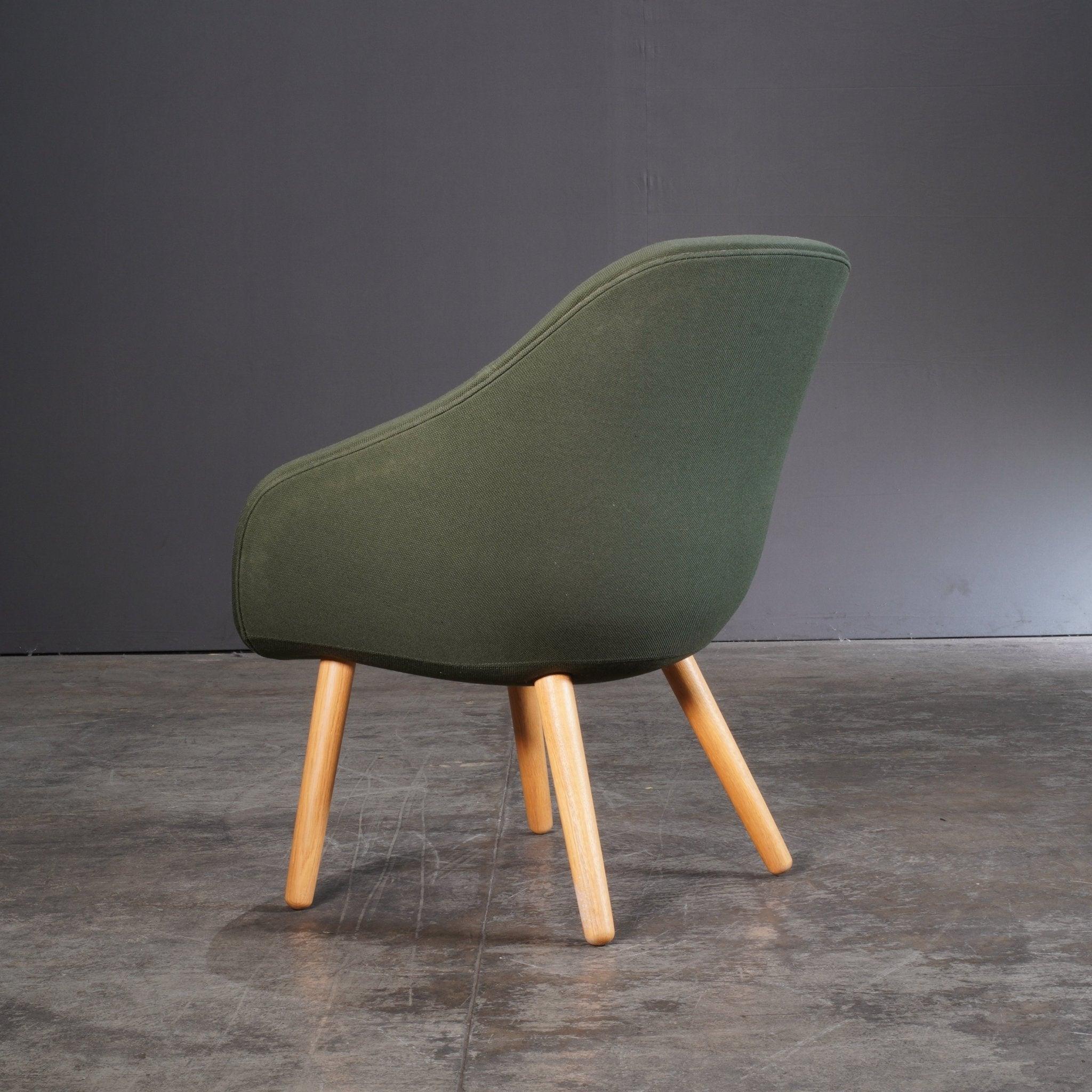Hay AAL 82 Lounge Chair by Hee Welling In Good Condition In Basildon, London