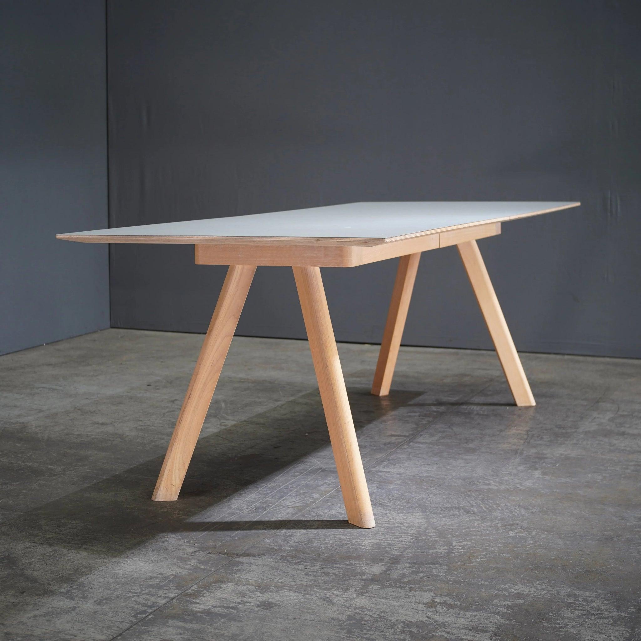 Hay CPH 30 Copenhague White Dining Table by Ronan & Erwan Bouroullec In Good Condition In Basildon, London