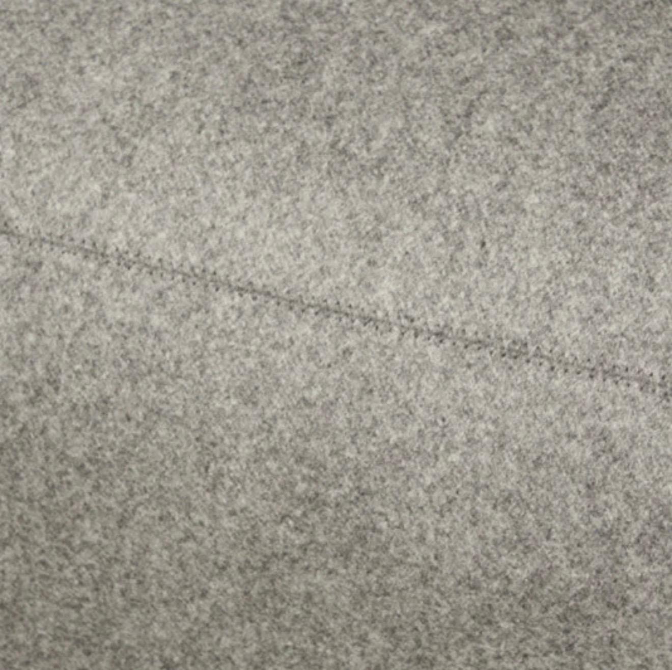 Hay Mags 2.5 Sitzer a herman Miller Brand Schwarz/ Grau (Wolle) im Angebot