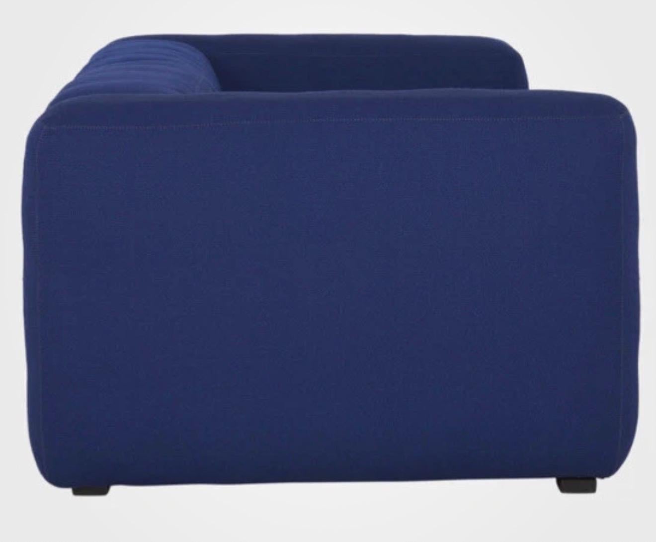 Hay Mags 2.5 Seater a herman Miller Brand Blue/Green (en anglais) Neuf - En vente à Commerce, CA