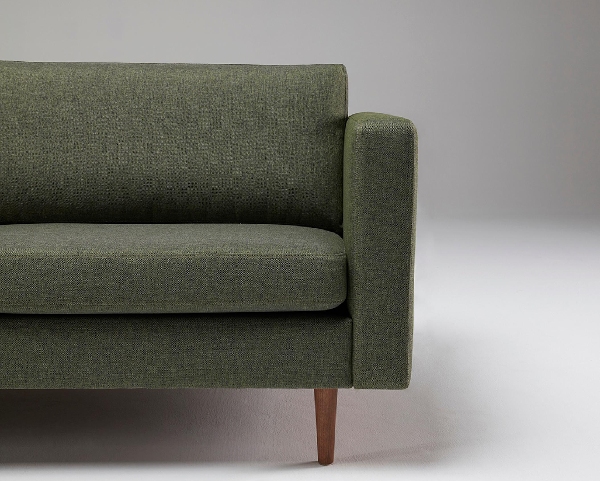 Moderne Canapé 3 Seater de Hayche Clasico, vert, Royaume-Uni, fabriqué sur commande en vente