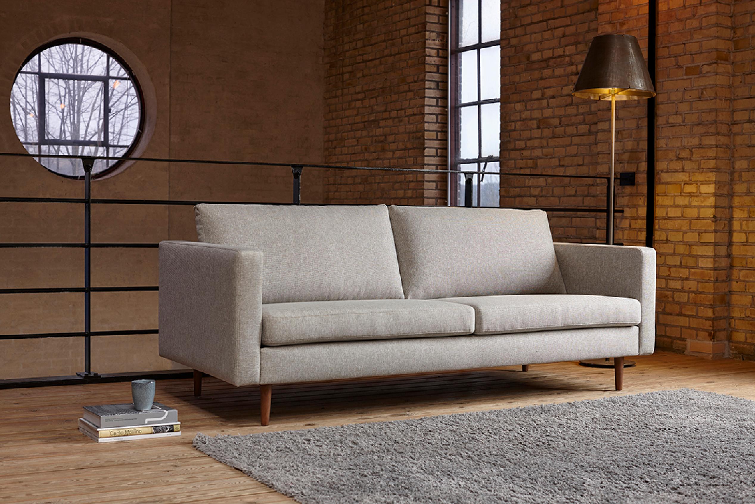 Contemporary Hayche Clasico 3 Seater Sofa - Grey, UK, Made to Order For Sale
