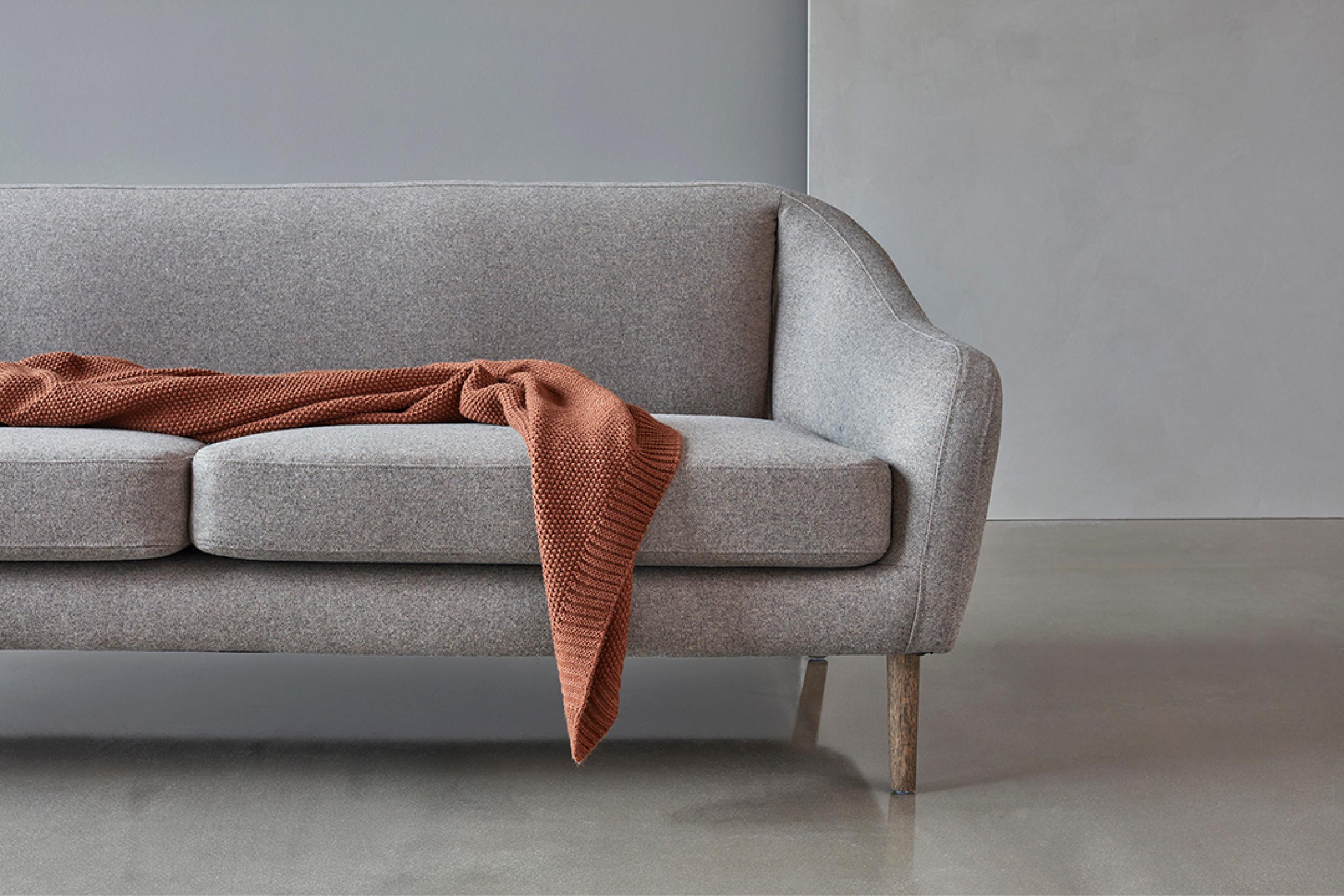 Hayche Curva 2.5 Seater Sofa - Brown, UK, Made to Order For Sale 2