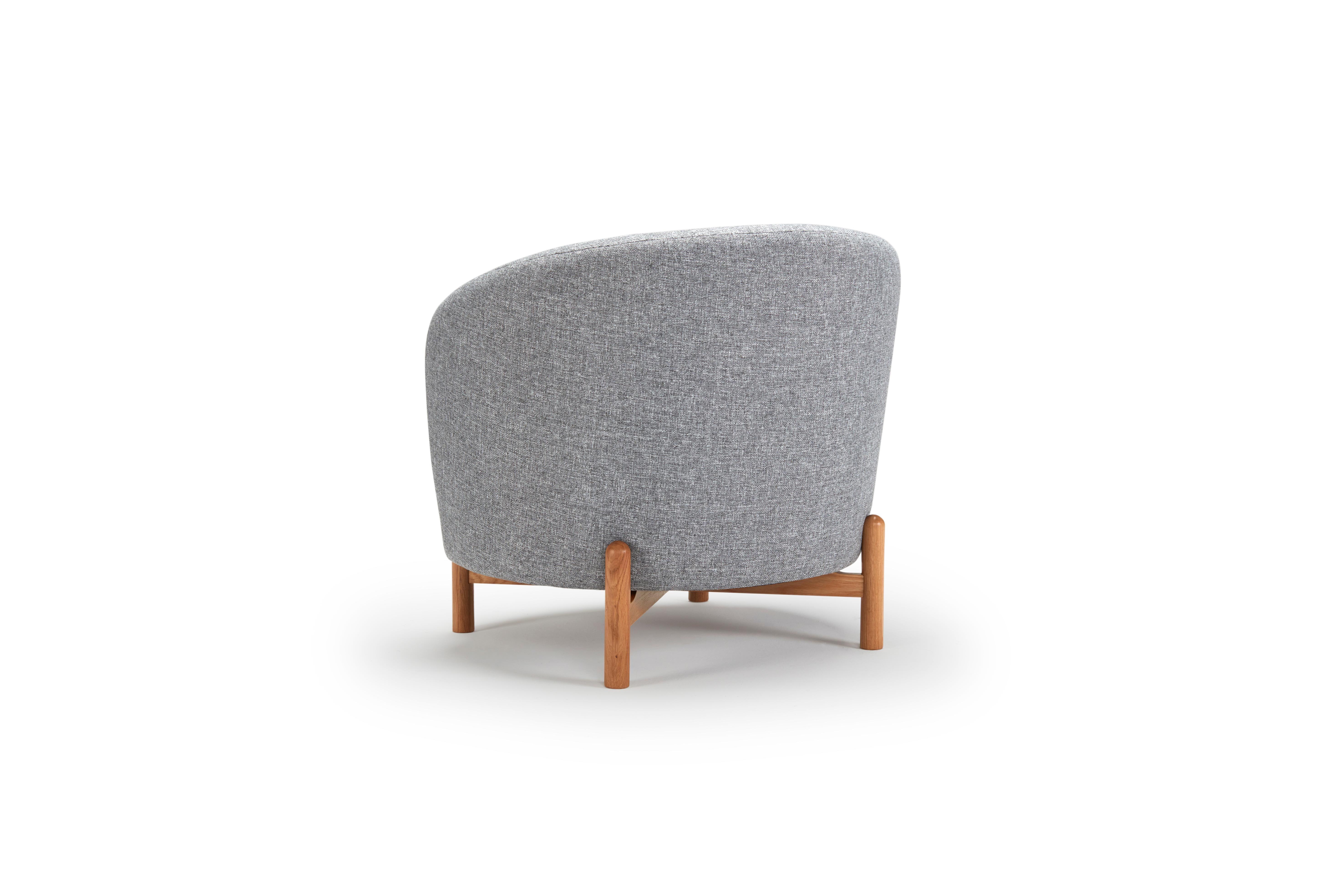 Hayche Glover-Sessel – Holzfuß – Grau, UK, auf Bestellung gefertigt (Moderne) im Angebot