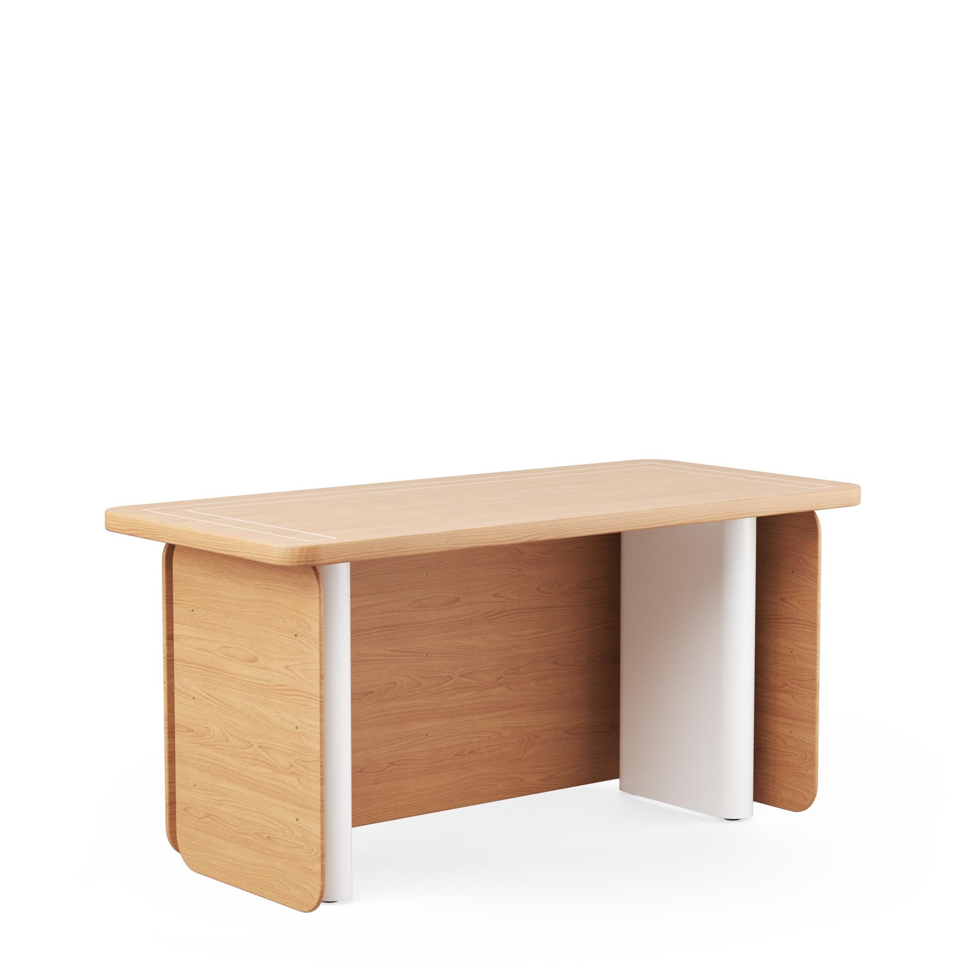 The HOS Desk, standing for Home Office System, epitomizes adaptability and modern design. Featuring three mountable and dismountable wooden panels, each with three detachable solid wood shelves, it caters to the evolving needs of the user. The