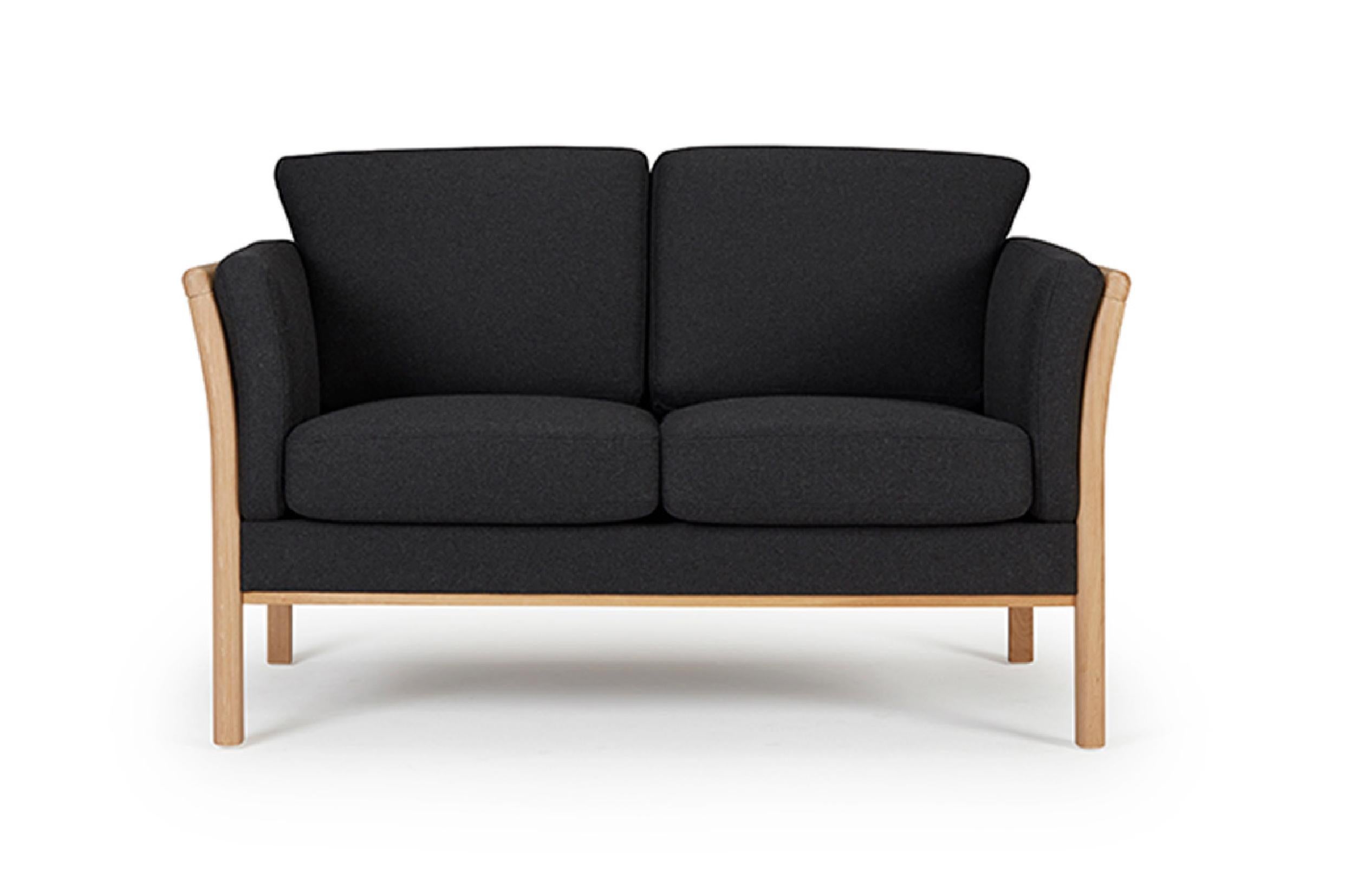 Modern  Hayche Oscar 2 Seater Sofa - Black, UK, Made to Order For Sale