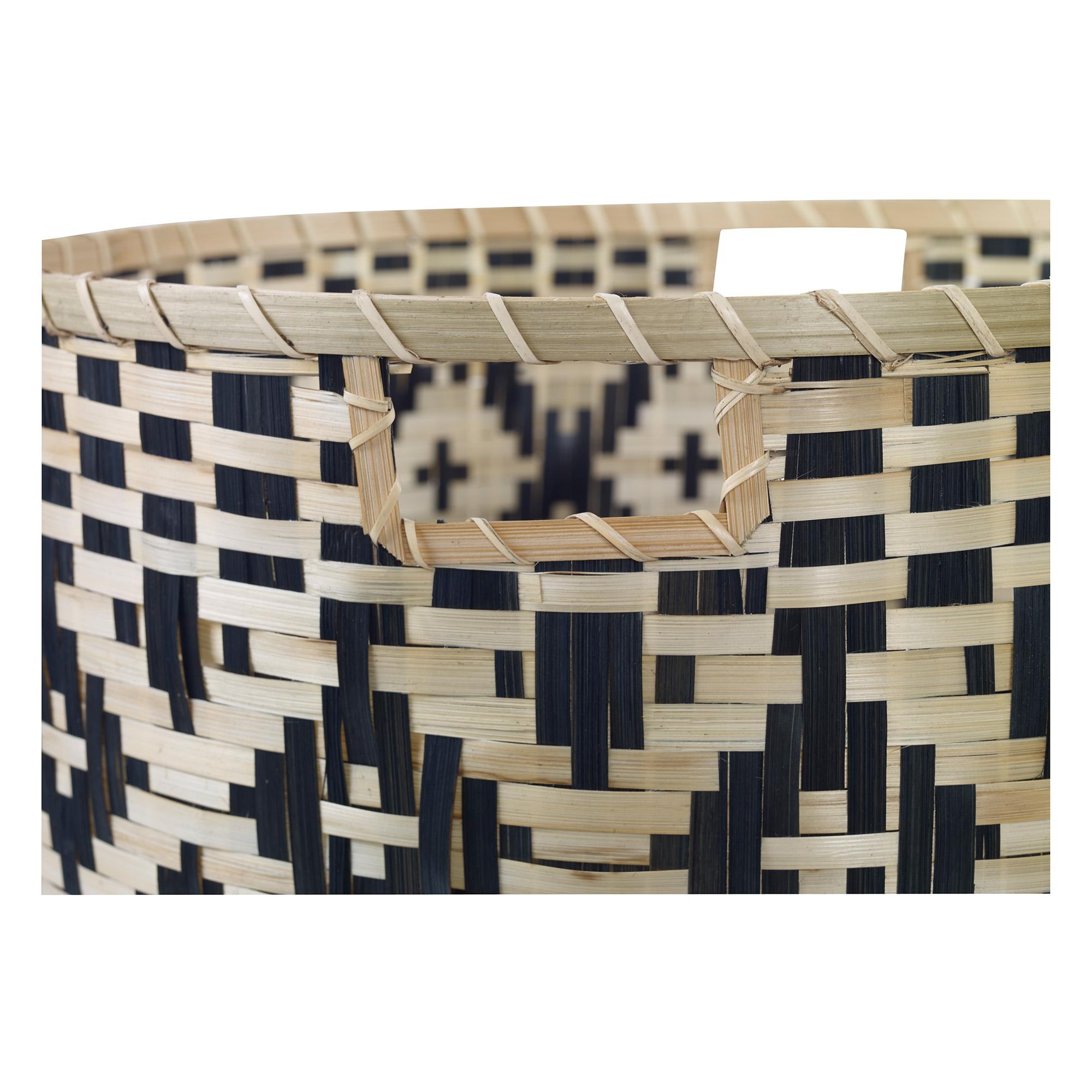 Set of 3 round, bamboo baskets in natural or black diamond pattern weave.
 