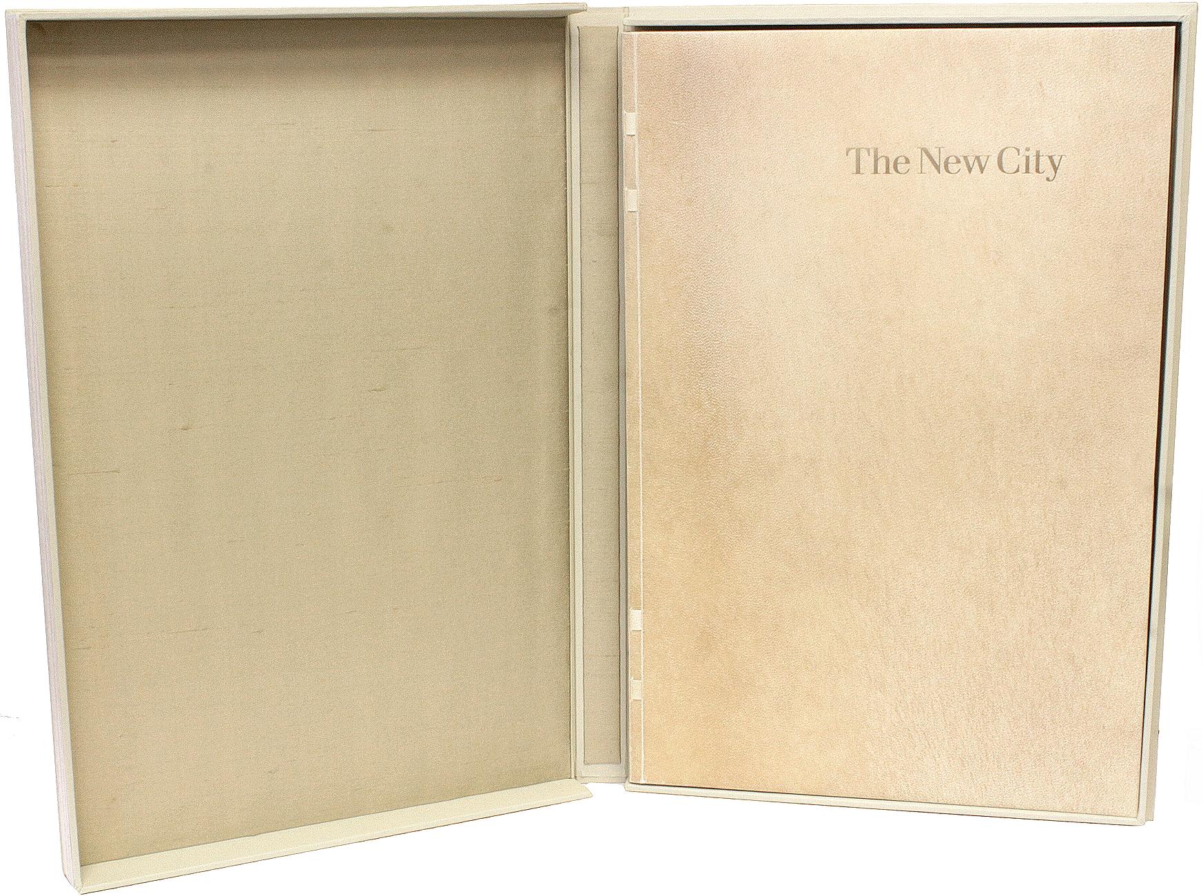 Hayman - Gander. La Nuova Città. EDIZIONE DELUXE FIRMATA IN VELLUM. 21° Edizioni, 2009 In condizioni buone in vendita a Hillsborough, NJ