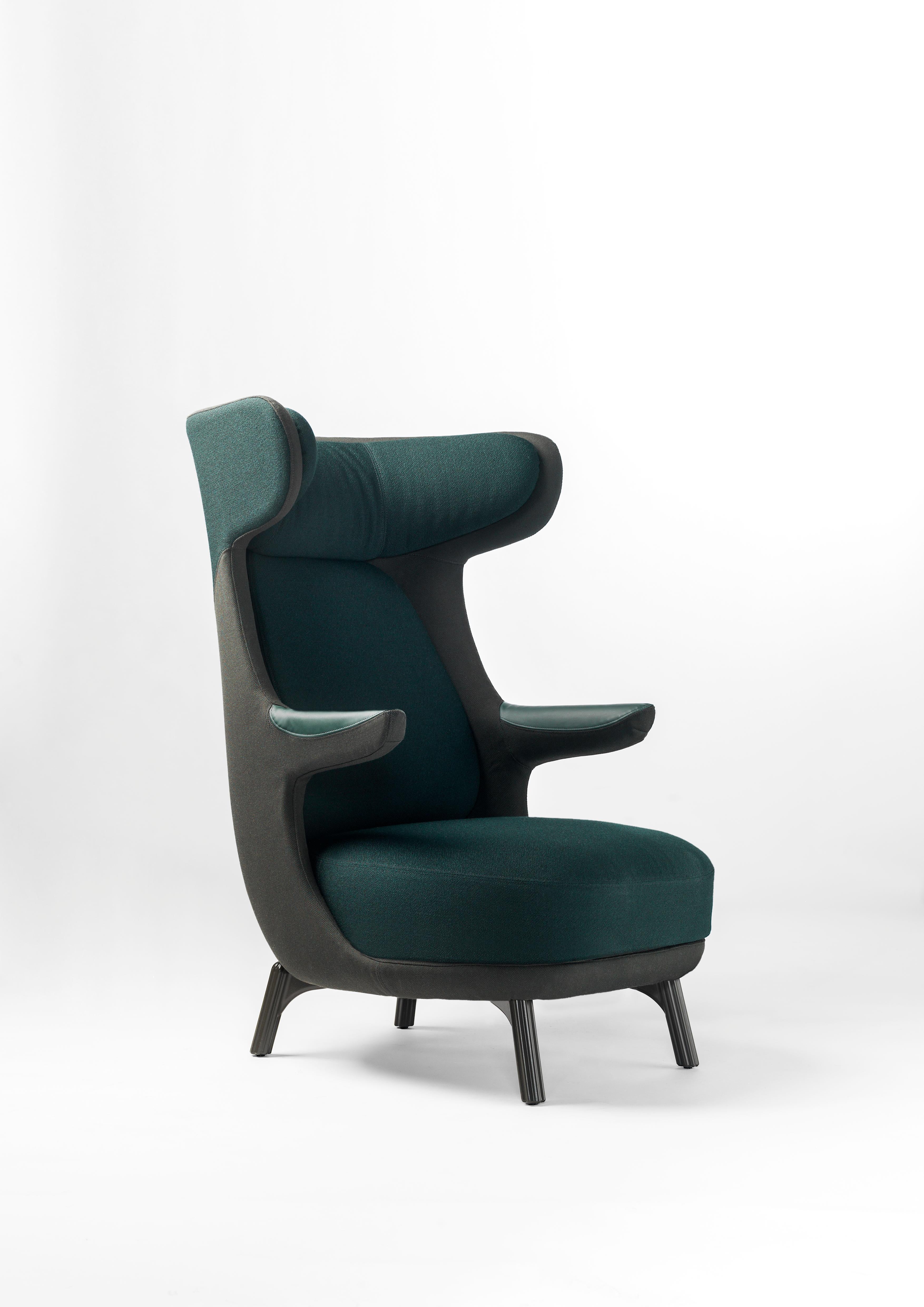 Hayon Edition Dino armchair in fabric or leather upholstery by BD Barcelona. Dino is the new armchair designed by Jaime Hayon for BD Barcelona.

Cushion covers are removable. Cast aluminum legs painted in a powder coating. 

Available is a