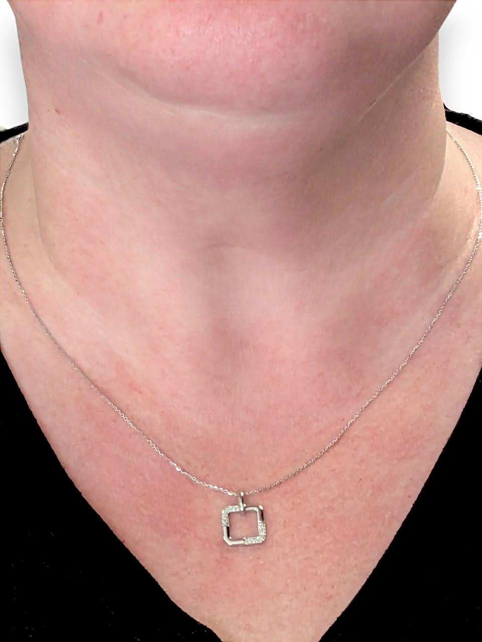 Art Déco Nocciola  Collana di diamanti in oro bianco 10K  Diamanti naturali da 0,10 ct. in vendita