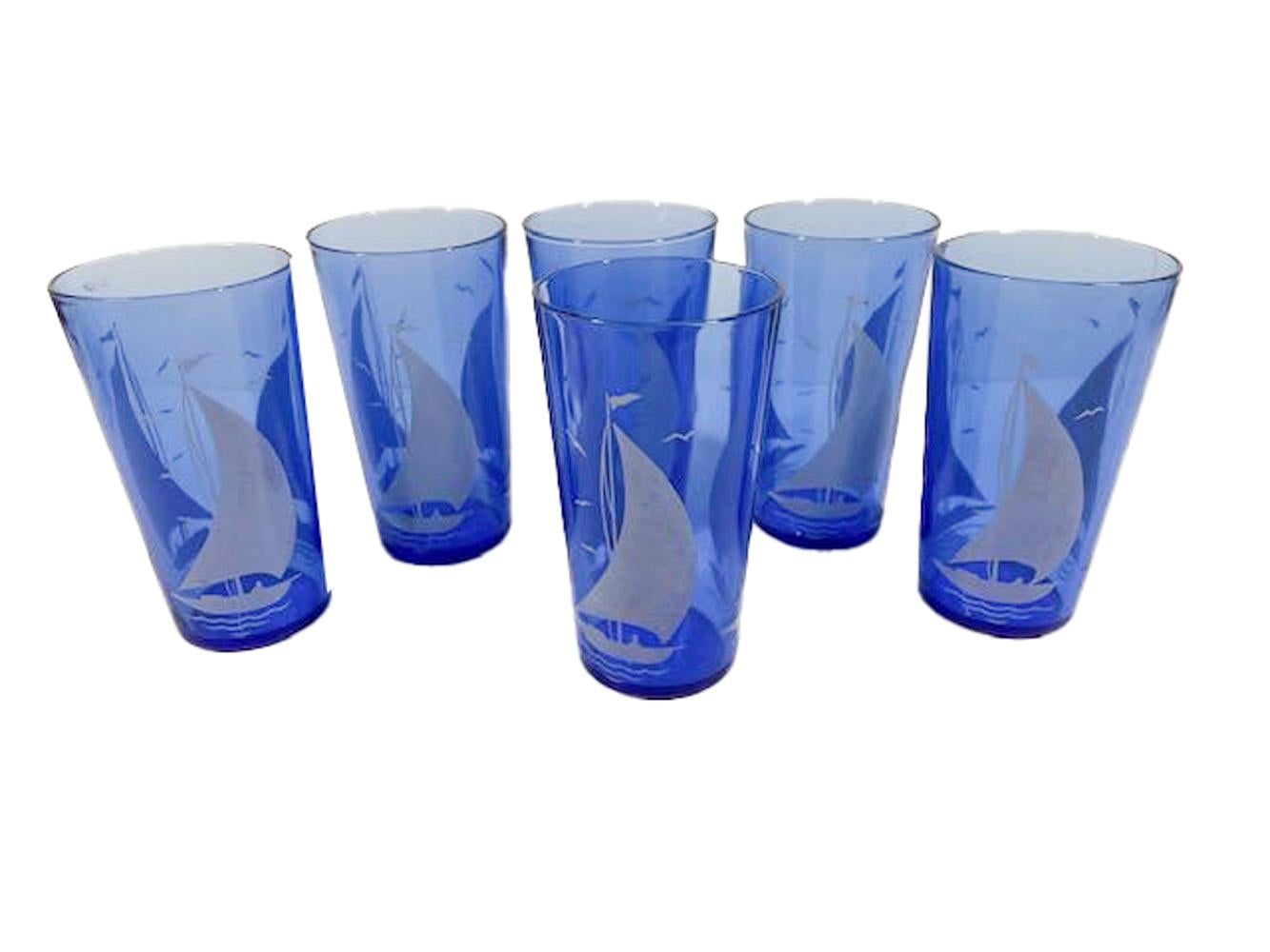 American Hazel Atlas 11 Piece Cocktail Shaker and 10 Glasses, Cobalt w/ White Sailboats For Sale