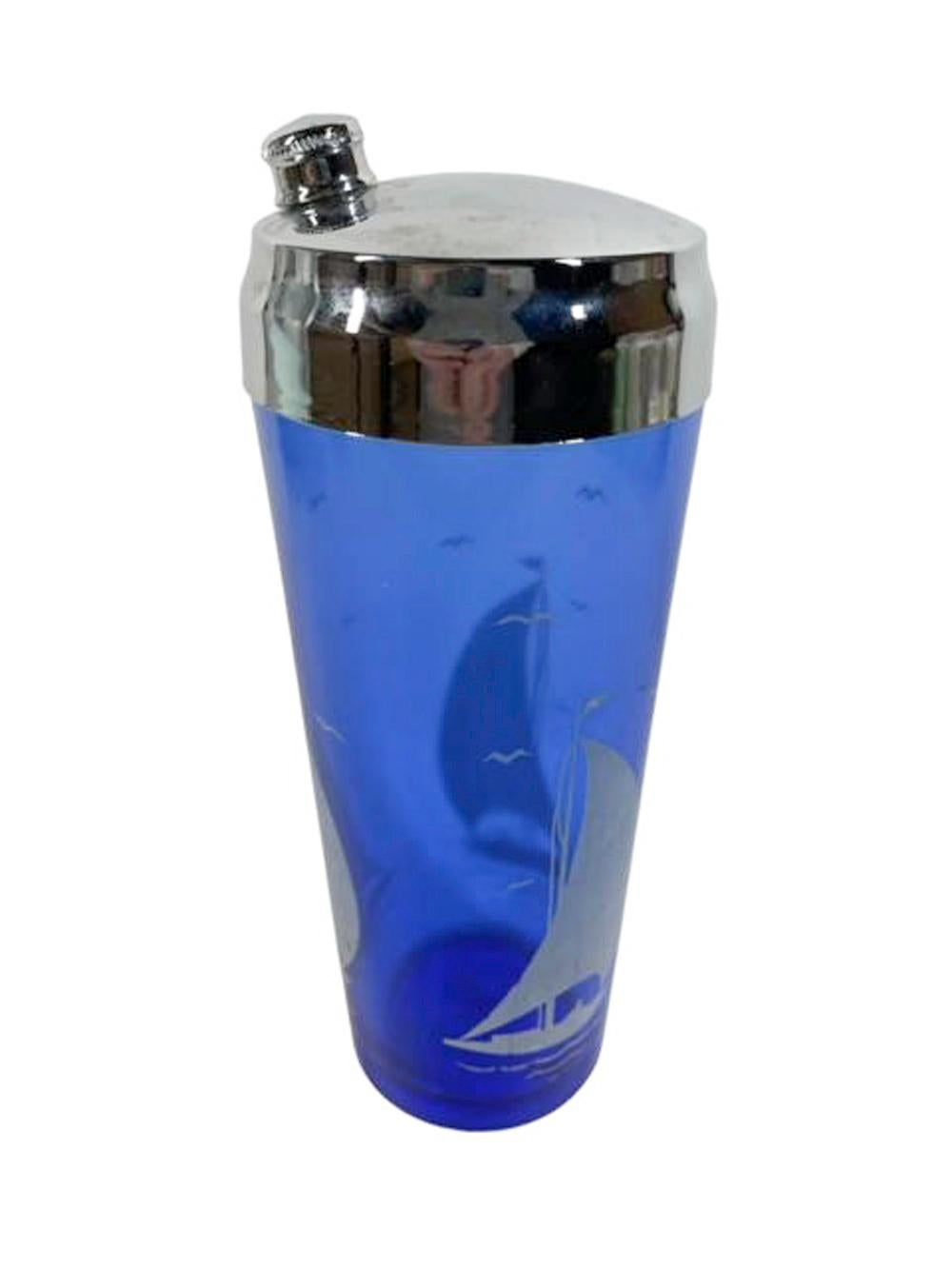 Art Deco Hazel-Atlas Cobalt Cocktail Shaker and 6 Glasses with White Sailboats and Birds For Sale