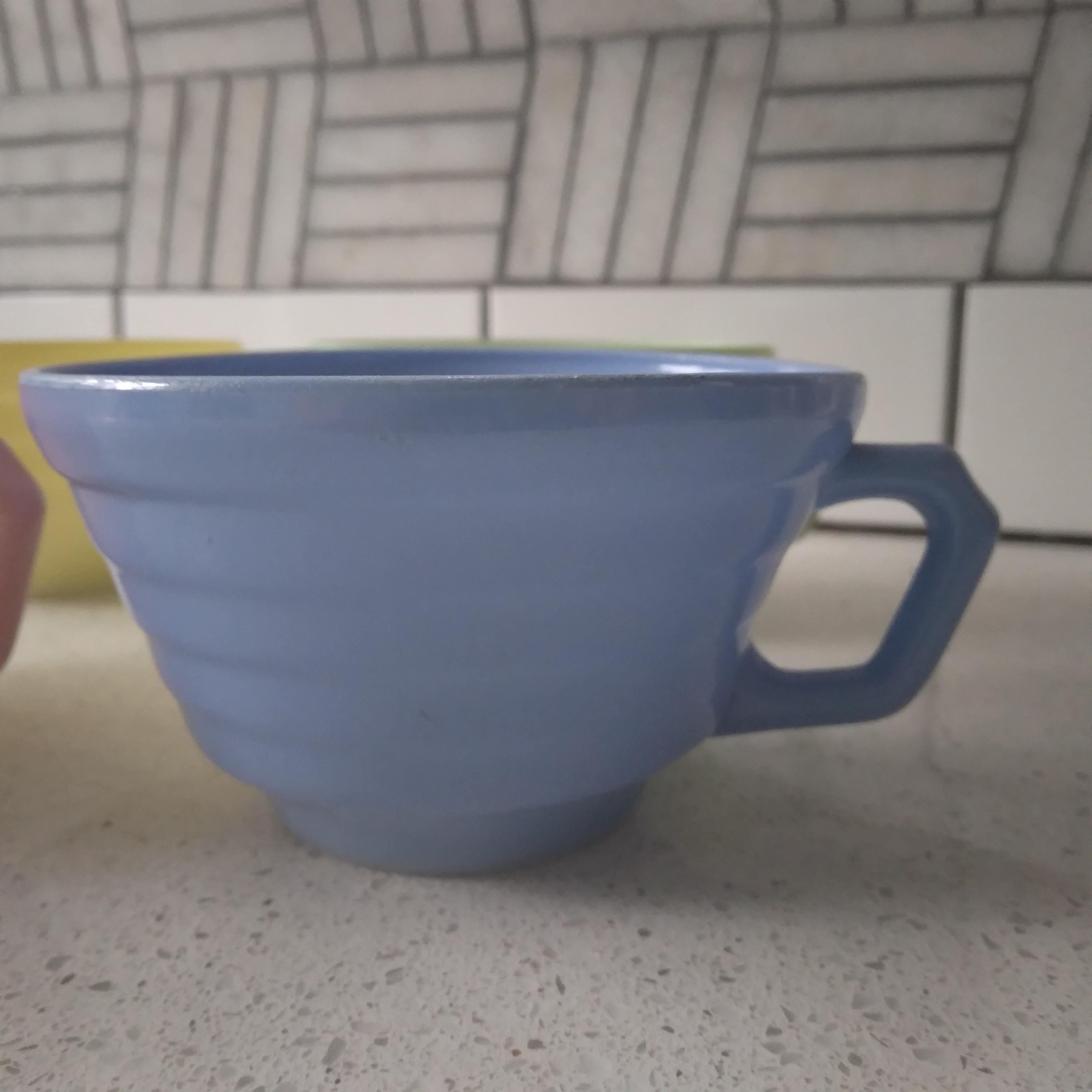 Hazel Atlas Pastel Moderntone Platonite Coffee Tea Cups - Set of Four For Sale 4