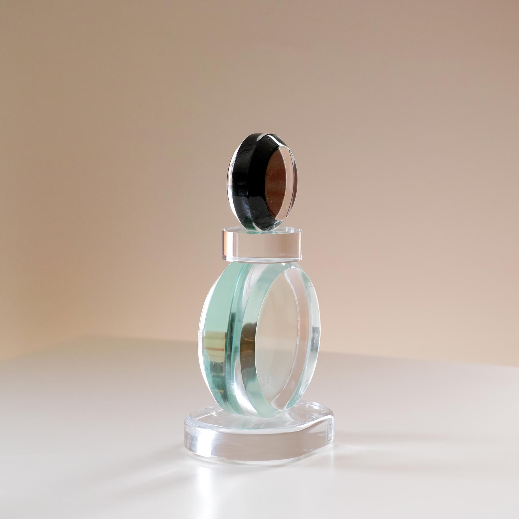 Scultura in lucite acrilica Haziza in vendita 3