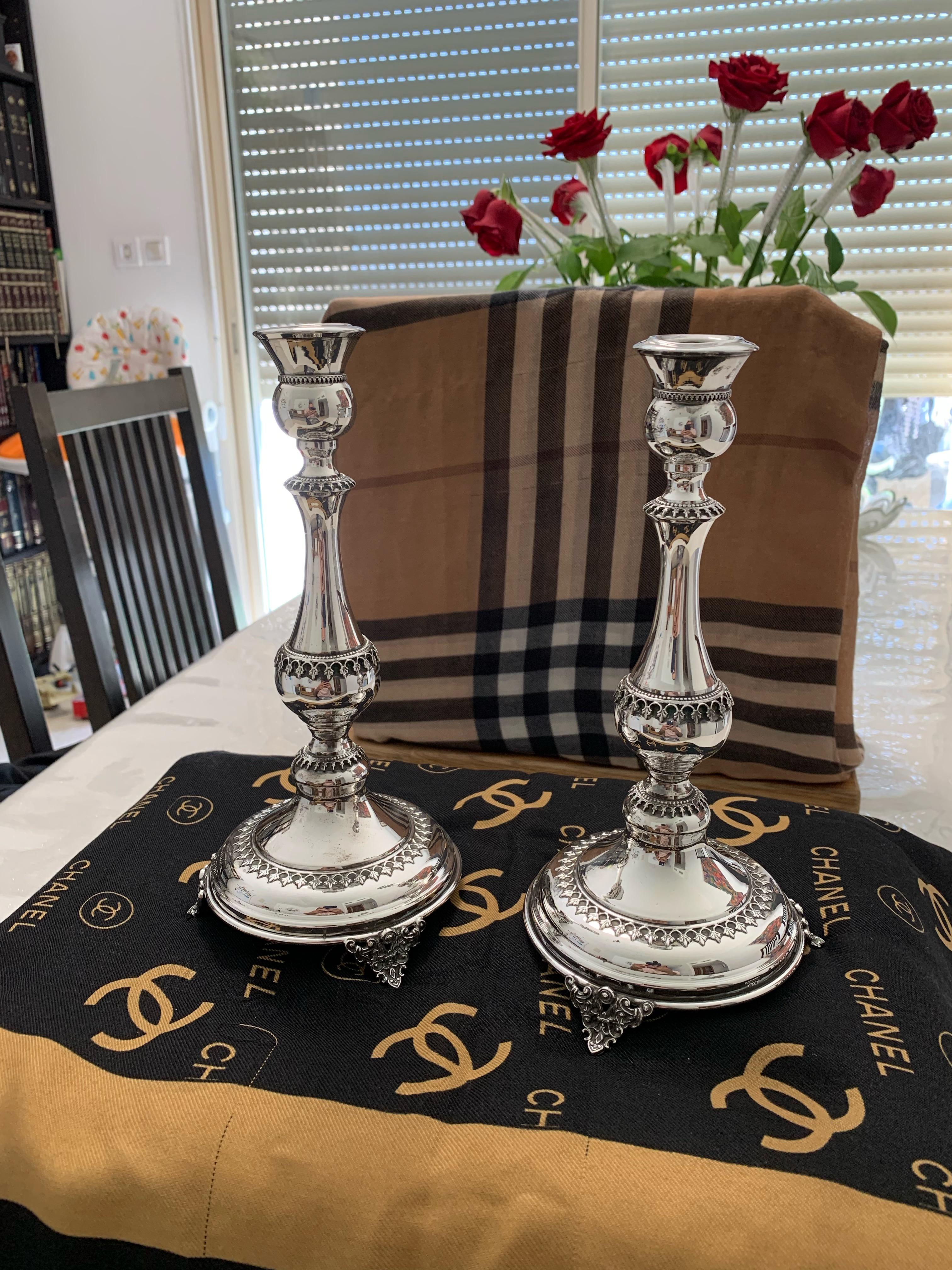 Beautifully Hand Crafted & Engraved Sterling Silver Candle Holders Made & Signed By “Hazorfim”.
Stamped 925, Hazorfim.
Large Size.
Very Well Made.
Nice & Heavy!