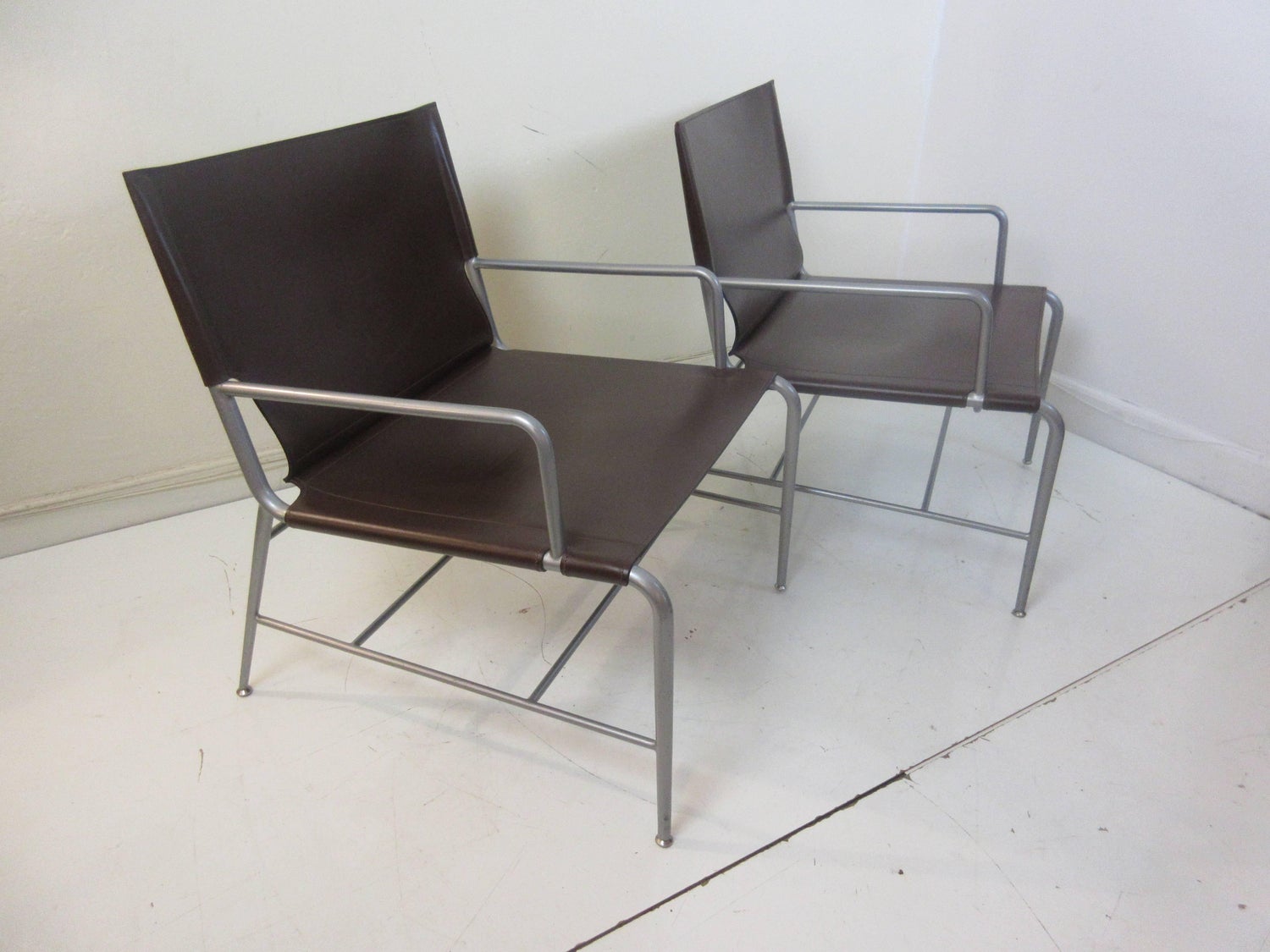 Hbf Hickory Business Furniture Eight Lounge Chairs In Leather And