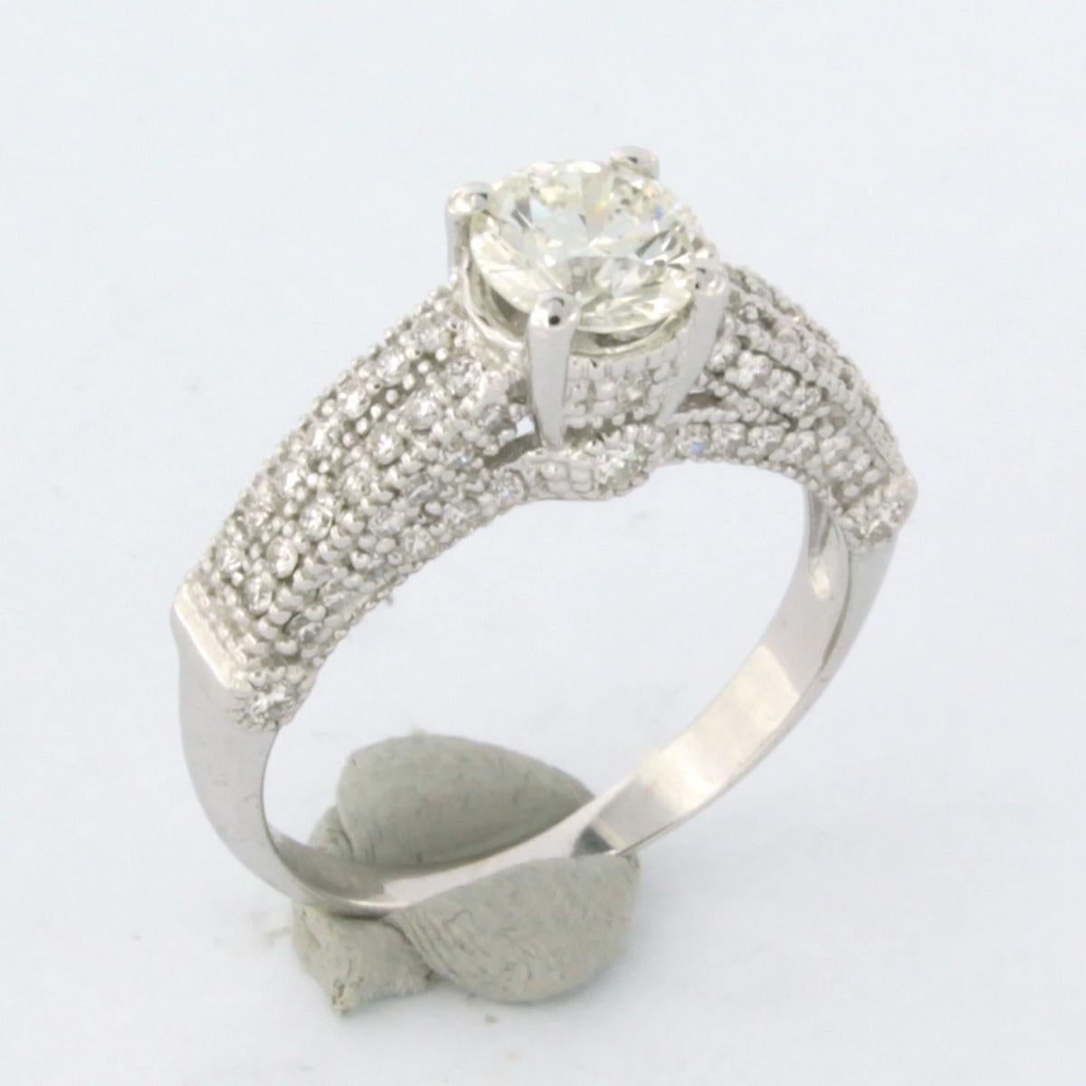 Modern HDR certificate Ring with brilliant cut diamonds up to 1.33ct 14k white gold For Sale