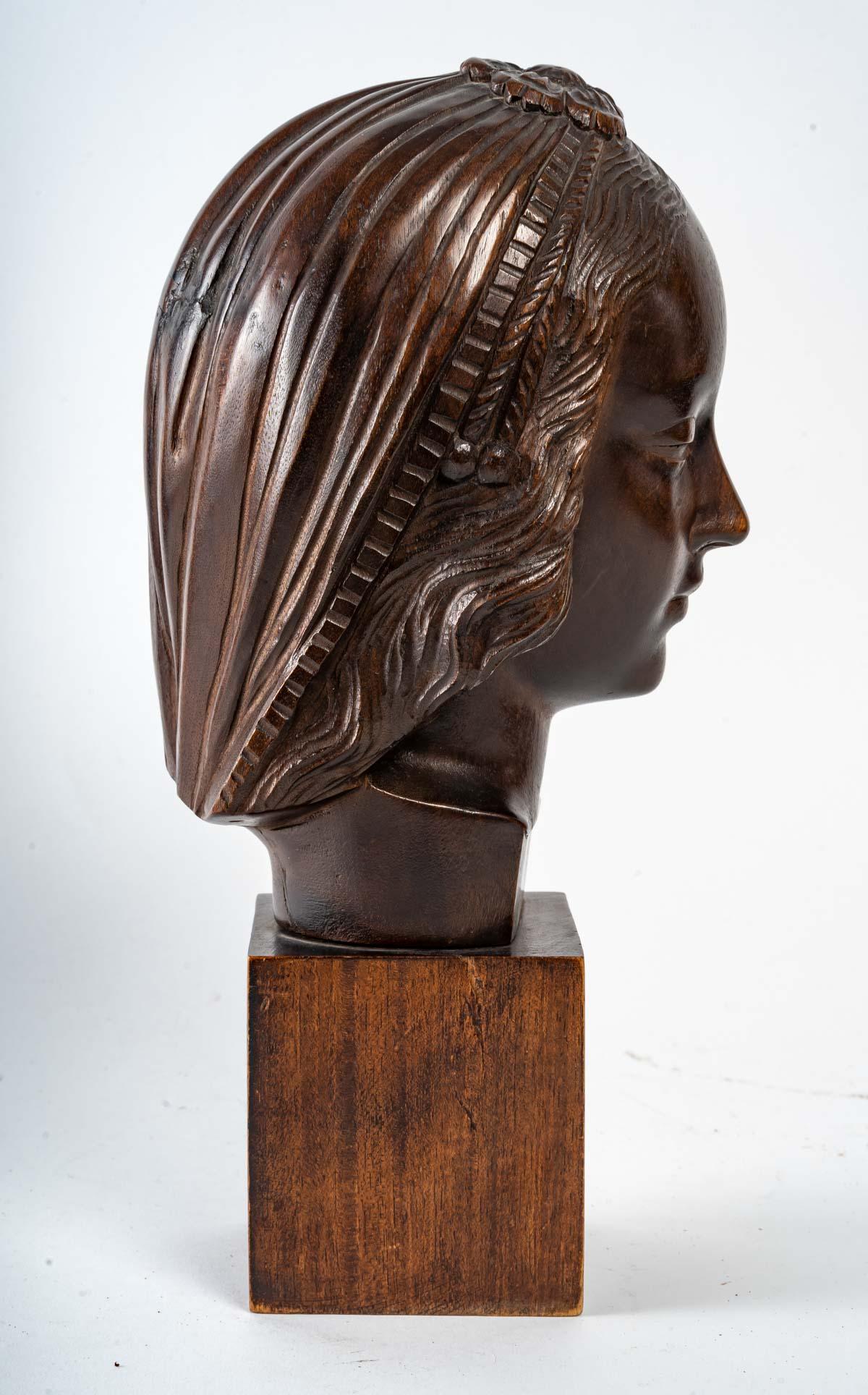 Renaissance Head of a Woman, Wood Sculpture, Art Deco, 1930 For Sale