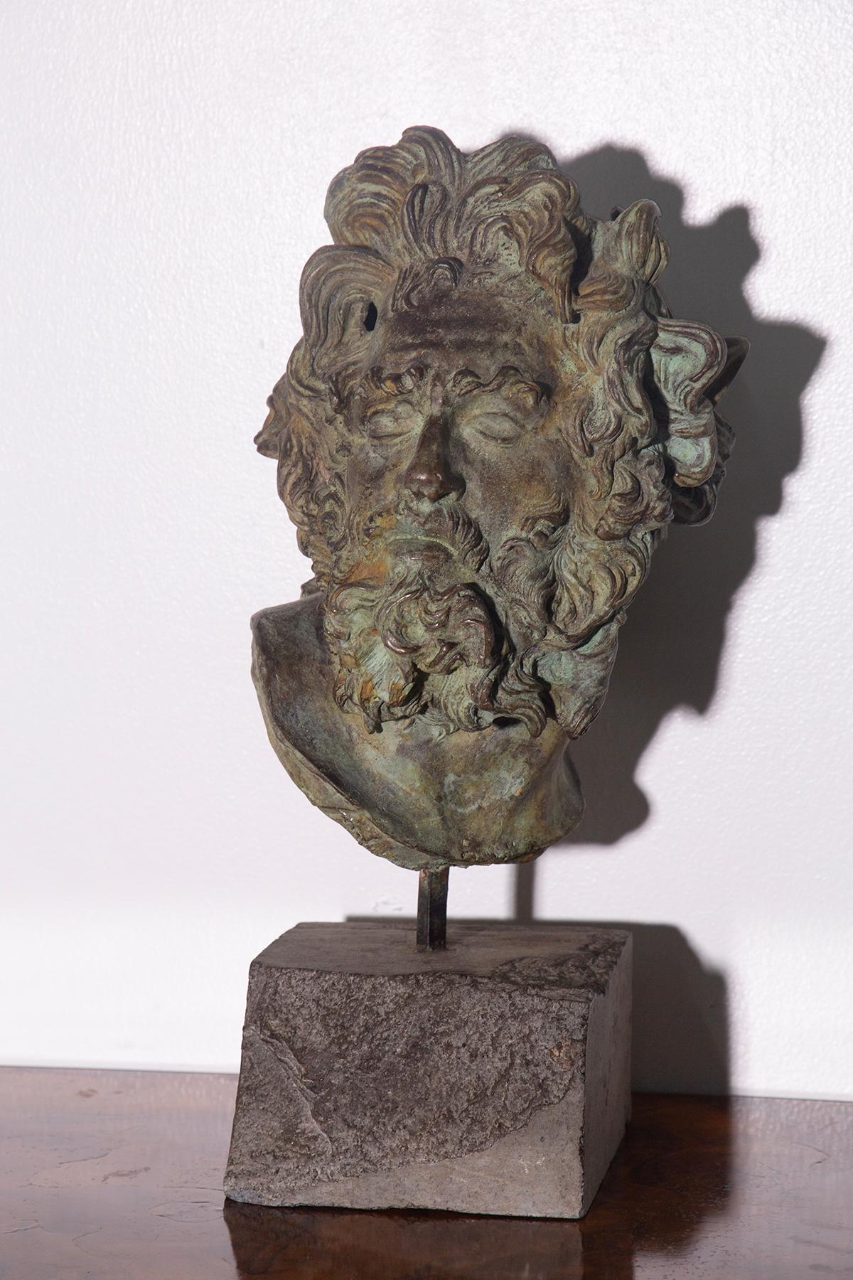 Italian Head of Lacoonte in patinated bronze, 20th cent