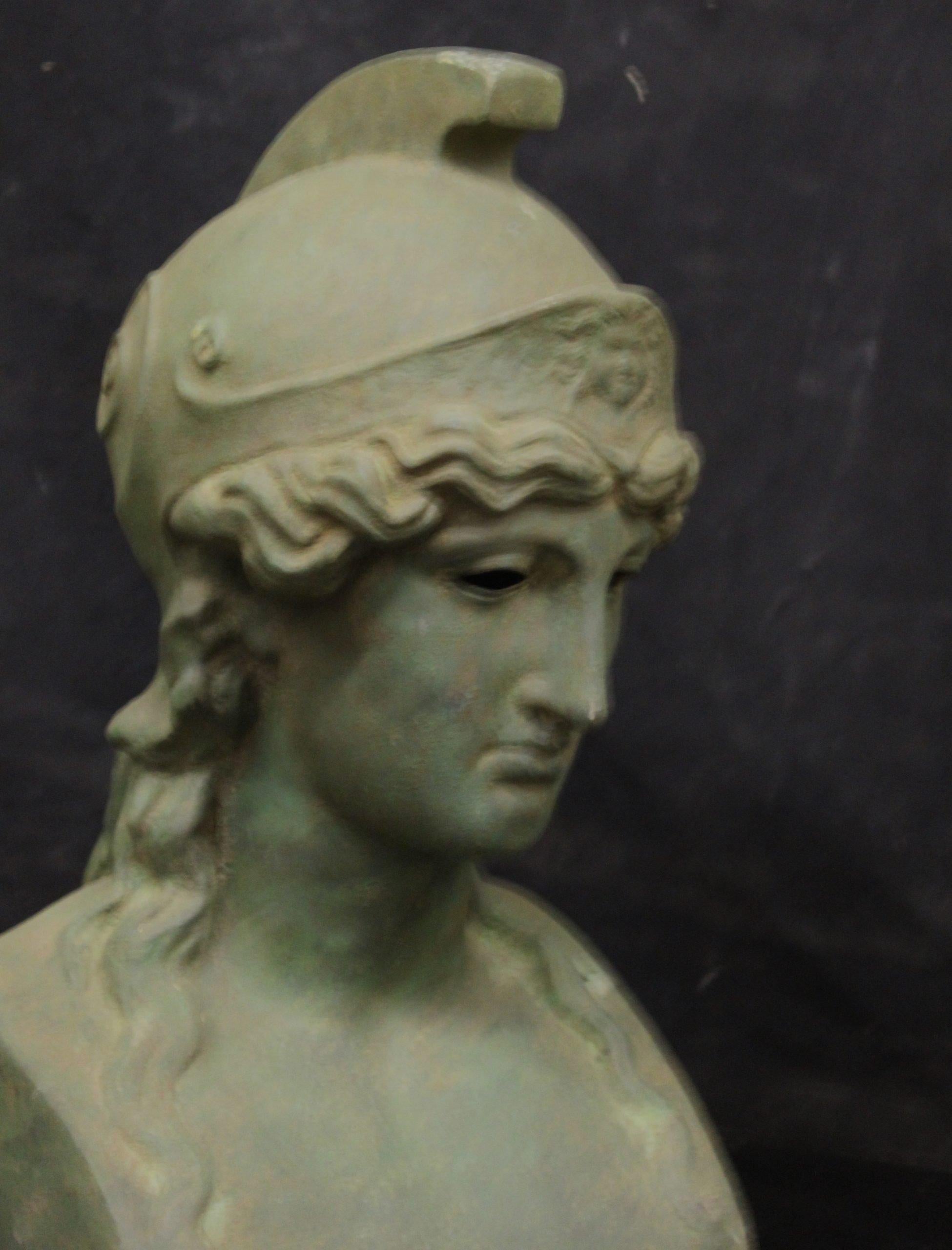 Testa di Minerva in bronzo in vendita 1