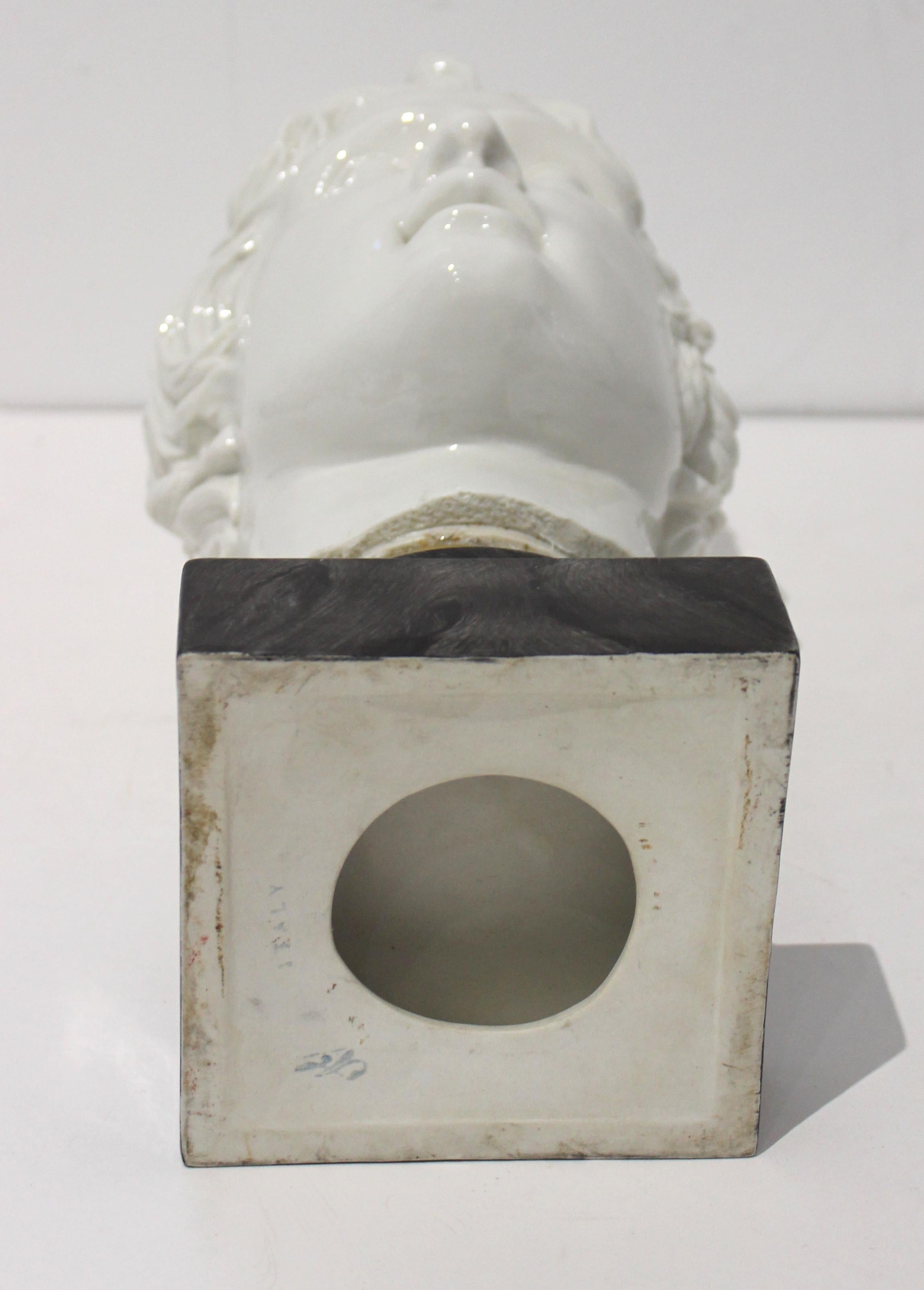 Head of Roam Male in White Porcelain For Sale 3