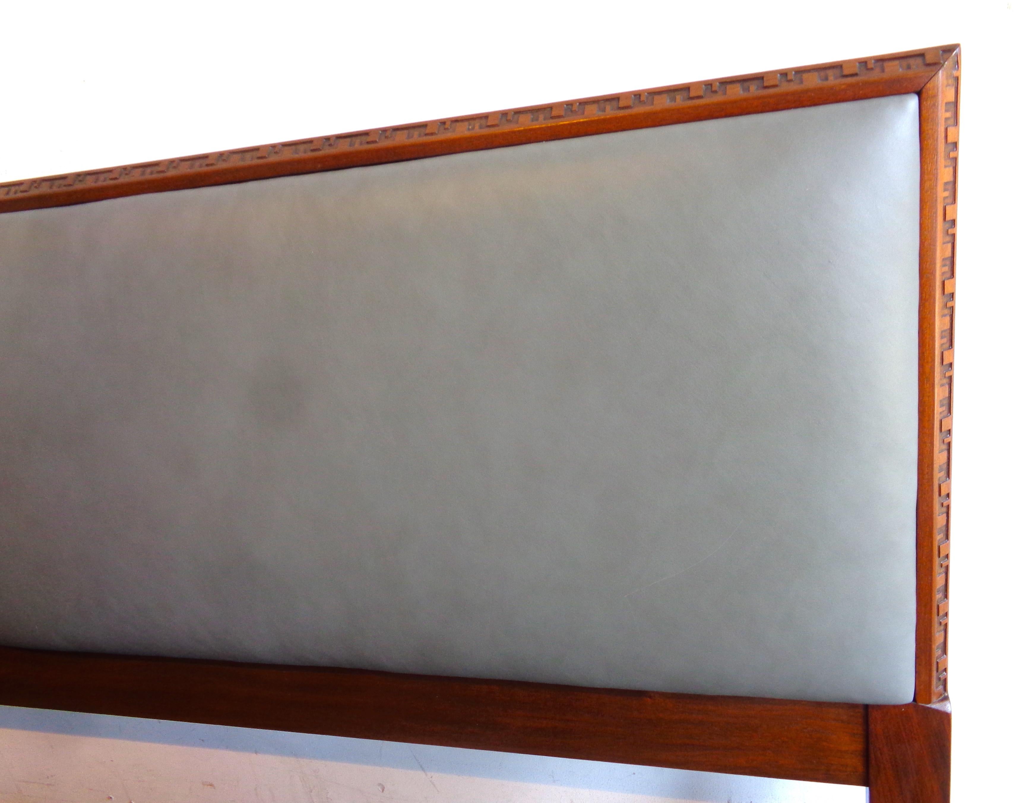 Mid-20th Century Rare King-Size Headboard by Frank Lloyd Wright